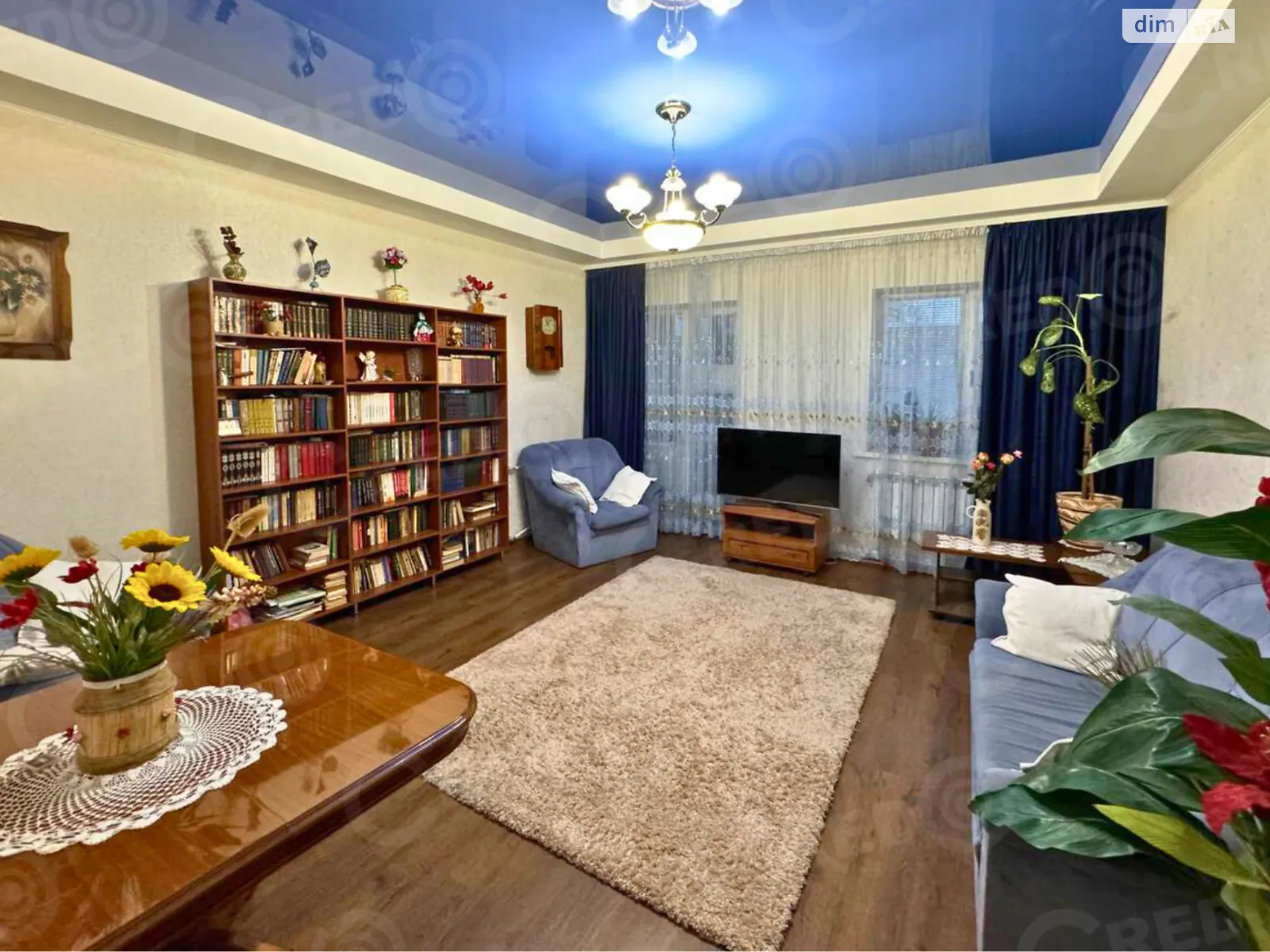 Продается 2-комнатная квартира 74.2 кв. м в Кривом Роге - фото 2