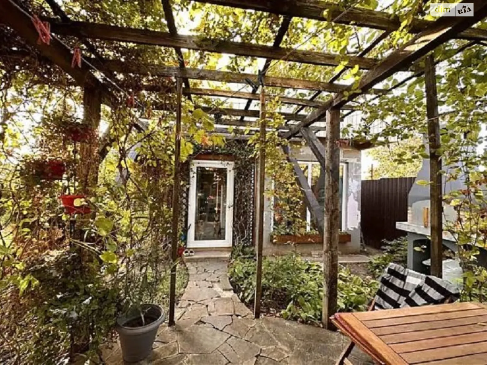 Продается одноэтажный дом 25 кв. м с садом, цена: 17000 $