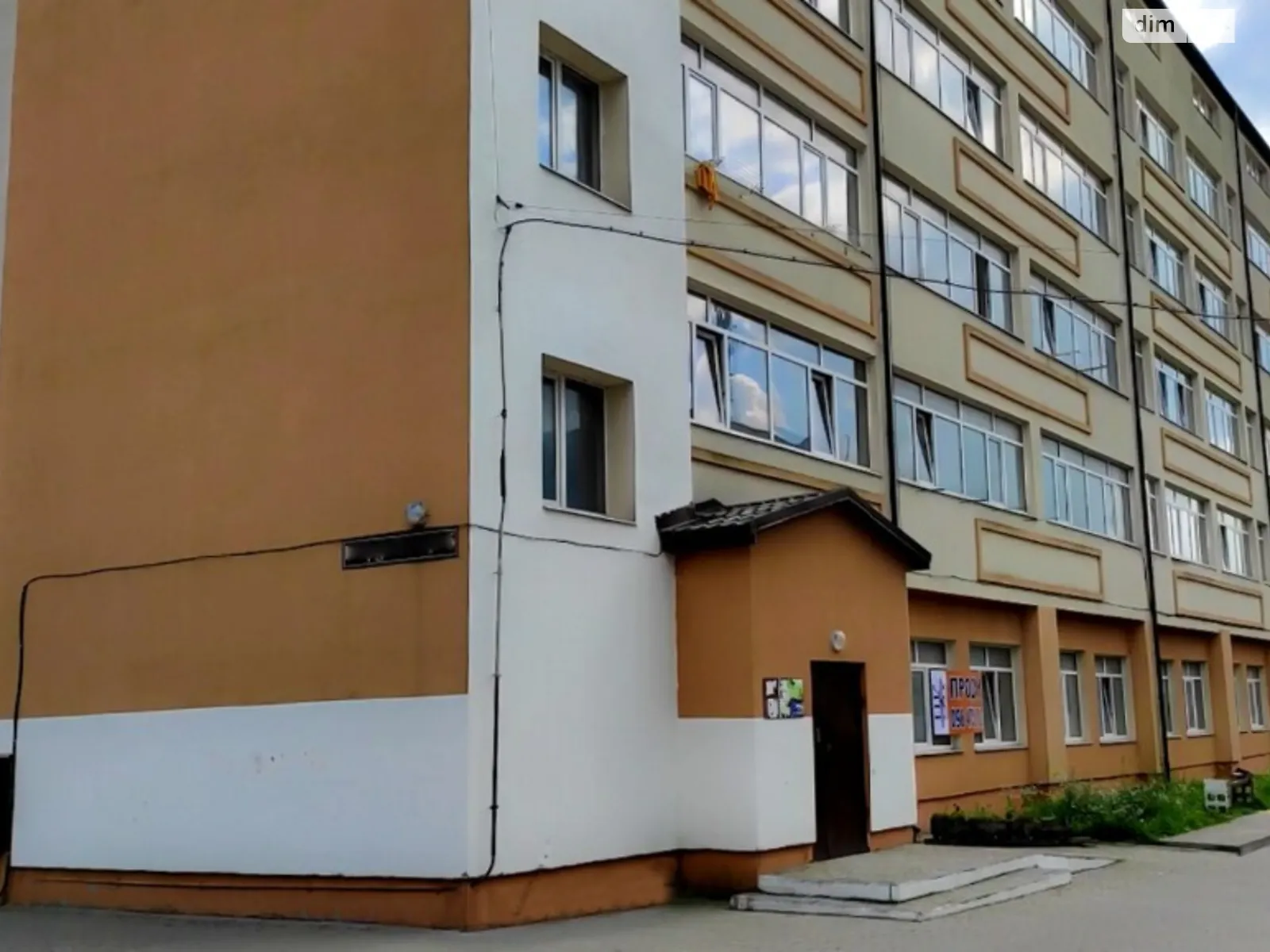 Продается 2-комнатная квартира 55 кв. м в Костополе - фото 3