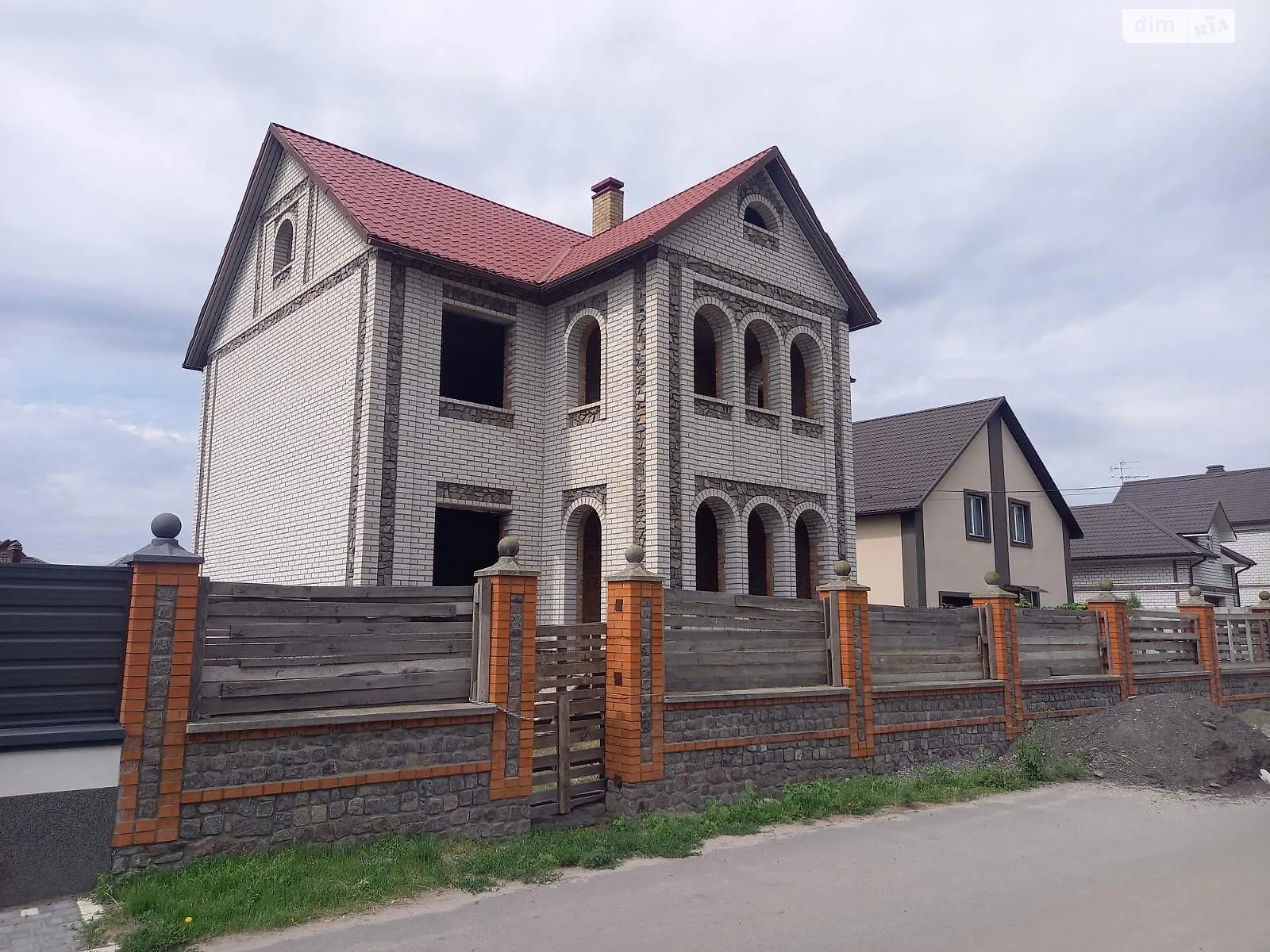 Продається будинок 2 поверховий 160 кв. м с басейном - фото 3