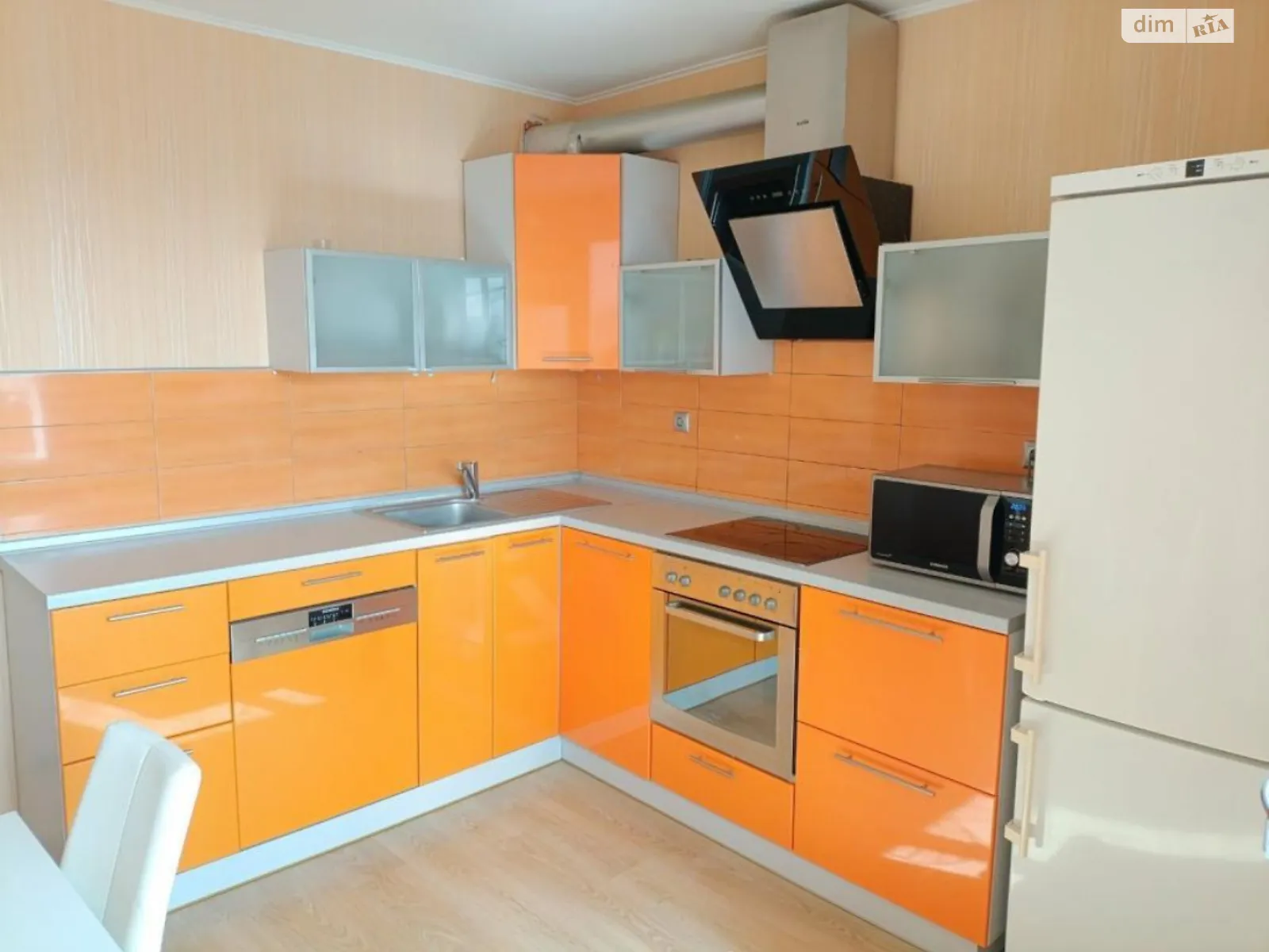 Продается 2-комнатная квартира 72 кв. м в Киеве, цена: 84000 $