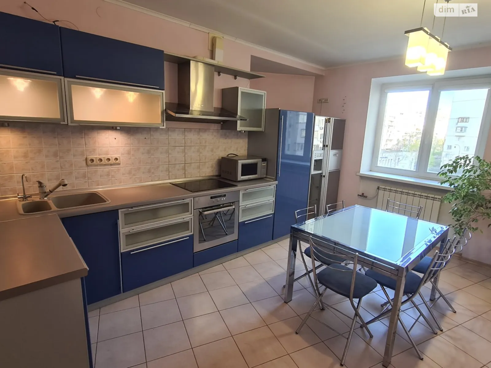 Продается 4-комнатная квартира 103 кв. м в Киеве, цена: 145000 $