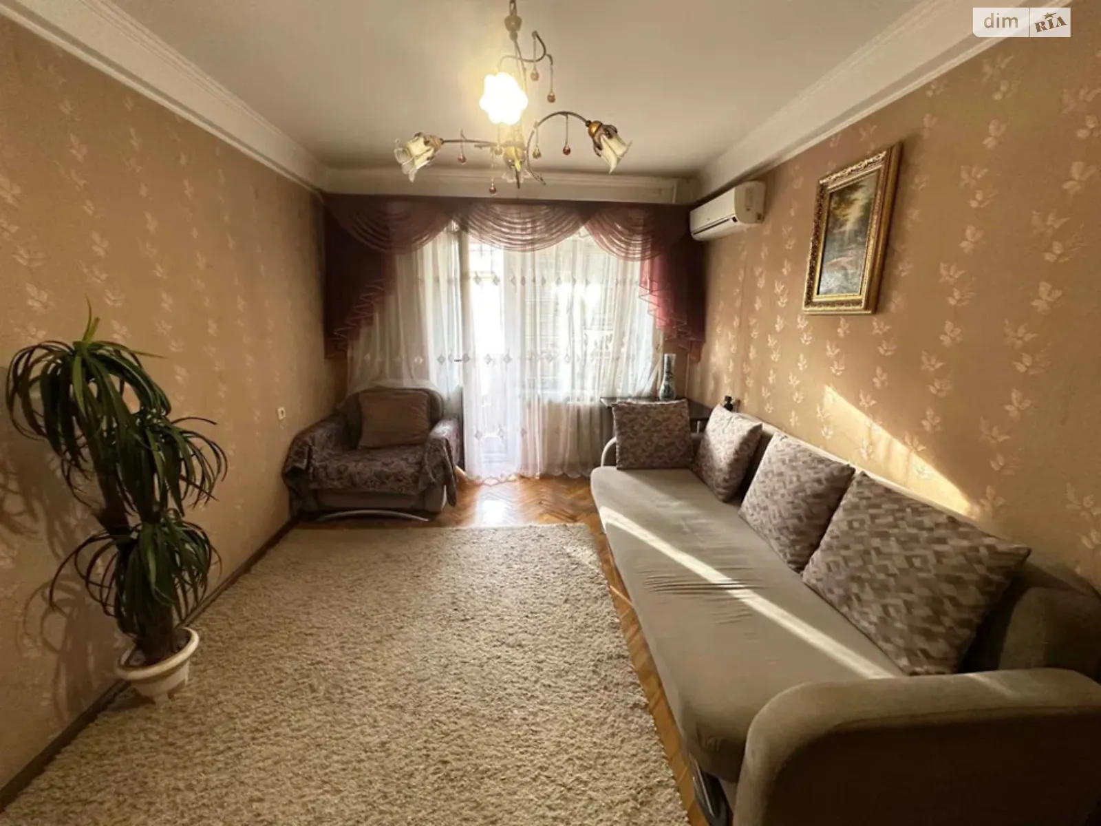 Продается 2-комнатная квартира 43 кв. м в Киеве, ул. Большая Васильковская, 101