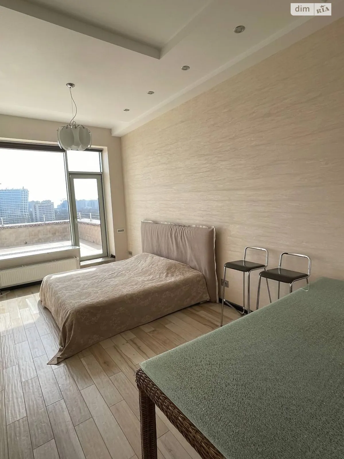 Сдается в аренду 4-комнатная квартира 212 кв. м в Одессе - фото 2