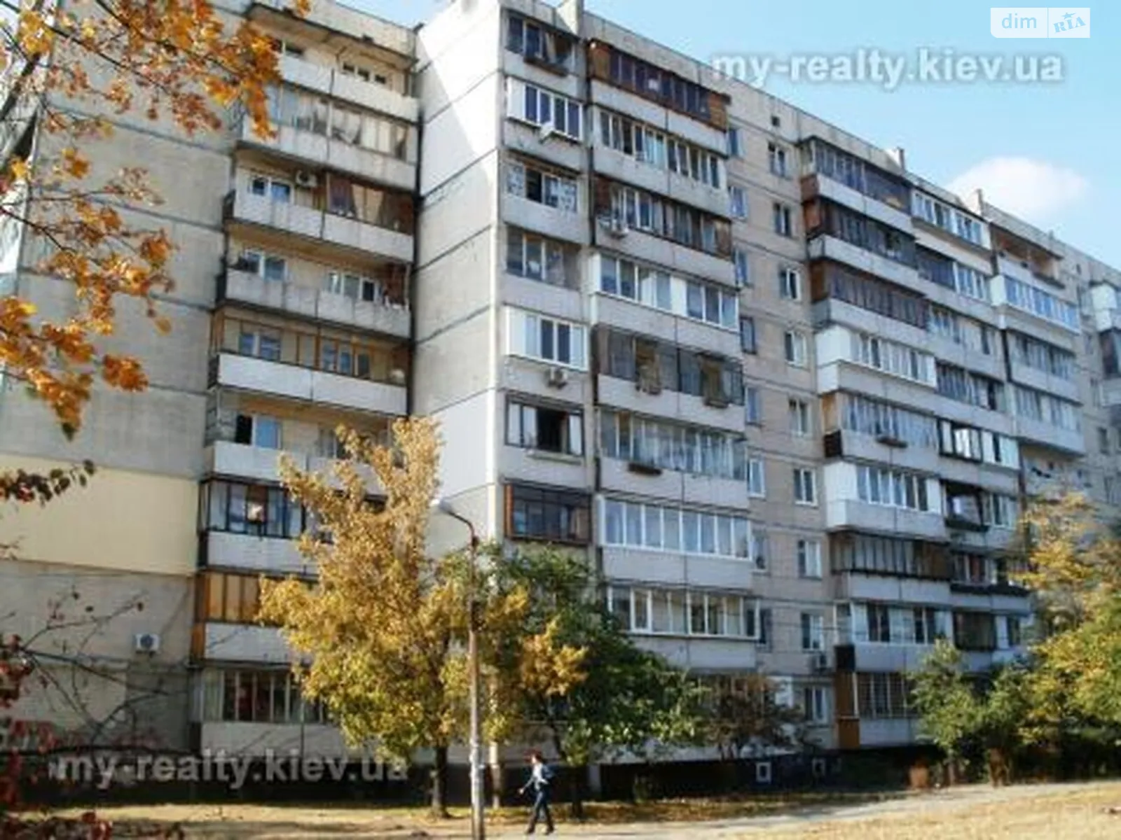 Продается 2-комнатная квартира 55.4 кв. м в Киеве, ул. Героев Днепра, 20А