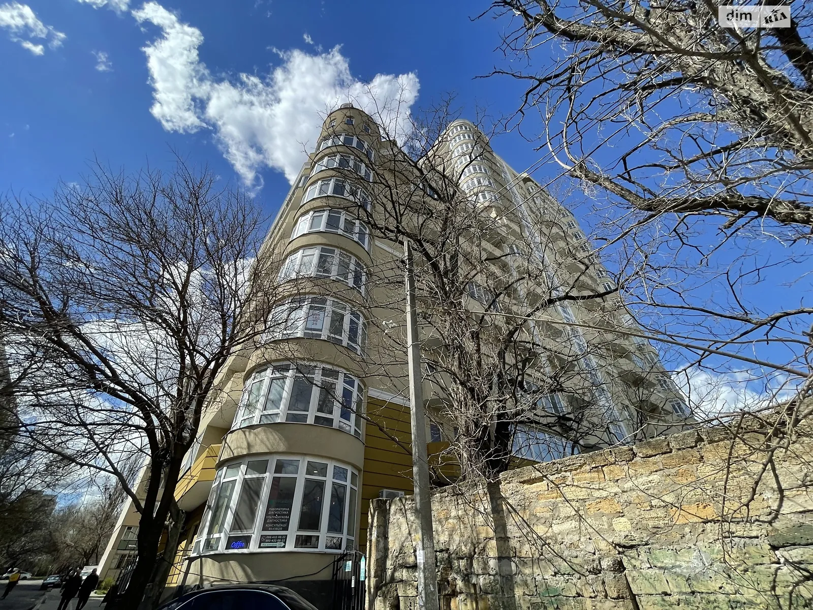 Продається 2-кімнатна квартира 89 кв. м у Одесі, вул. Сонячна - фото 1