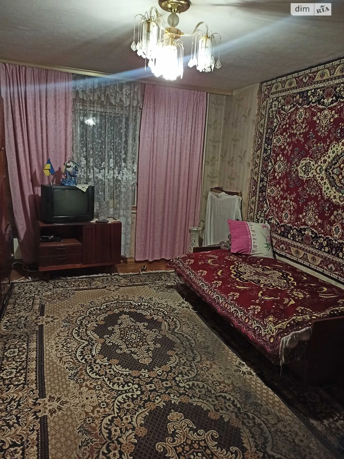 Здається в оренду кімната 55 кв. м у Києві, цена: 3000 грн