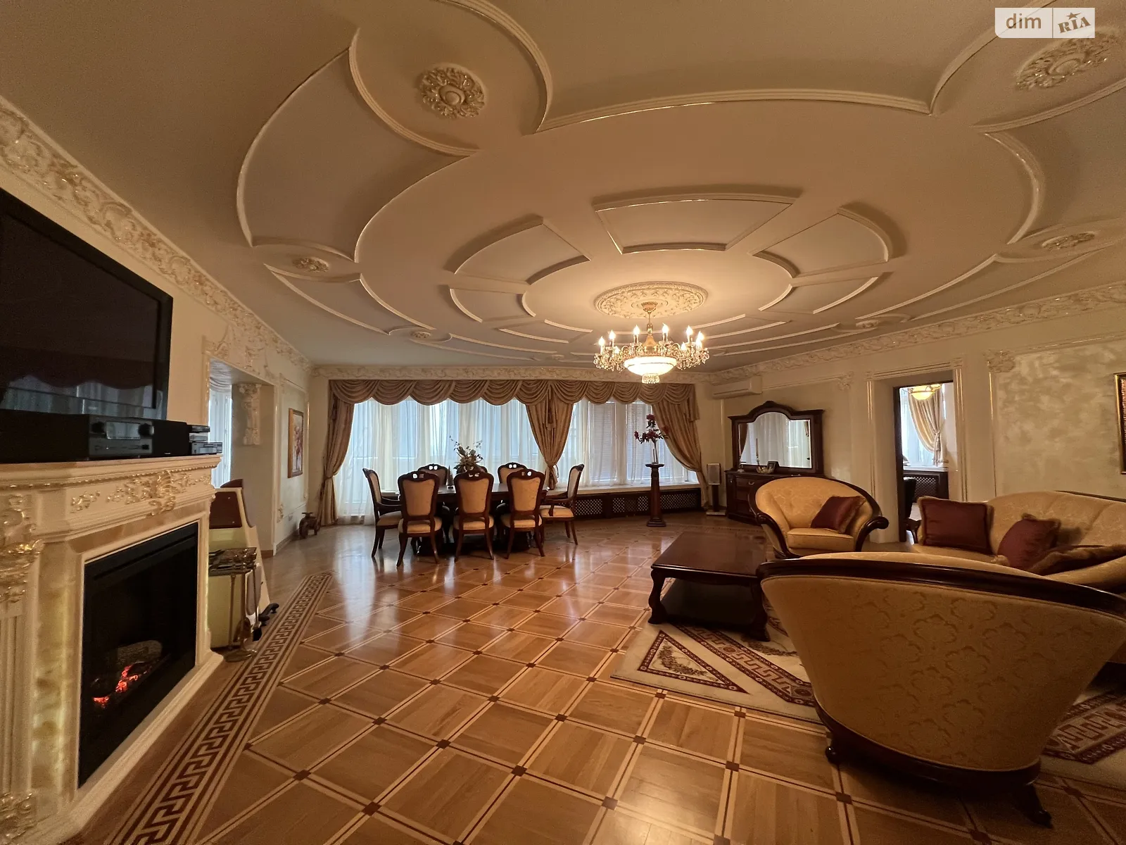 Продается 3-комнатная квартира 186 кв. м в Киеве, ул. Панаса Мирного, 28А - фото 1