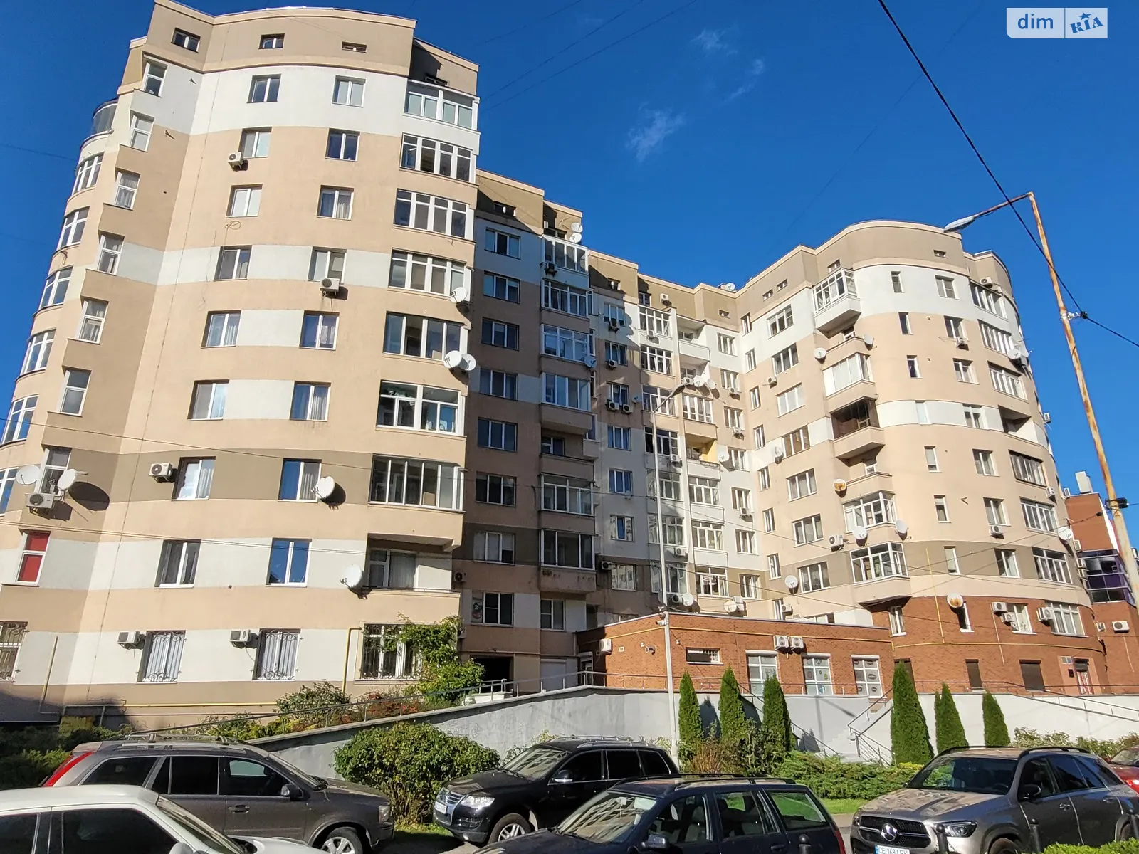 Продается 2-комнатная квартира 100 кв. м в Львове, ул. Окуневского - фото 1