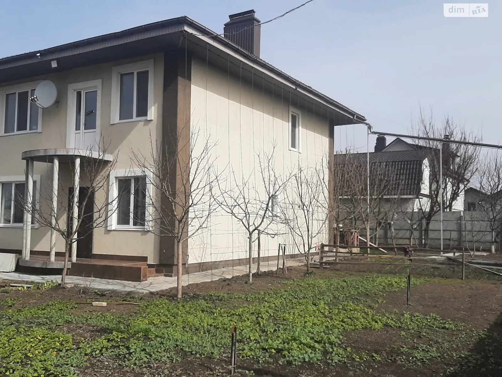 Продается дом на 2 этажа 162 кв. м с беседкой, цена: 150000 $ - фото 1