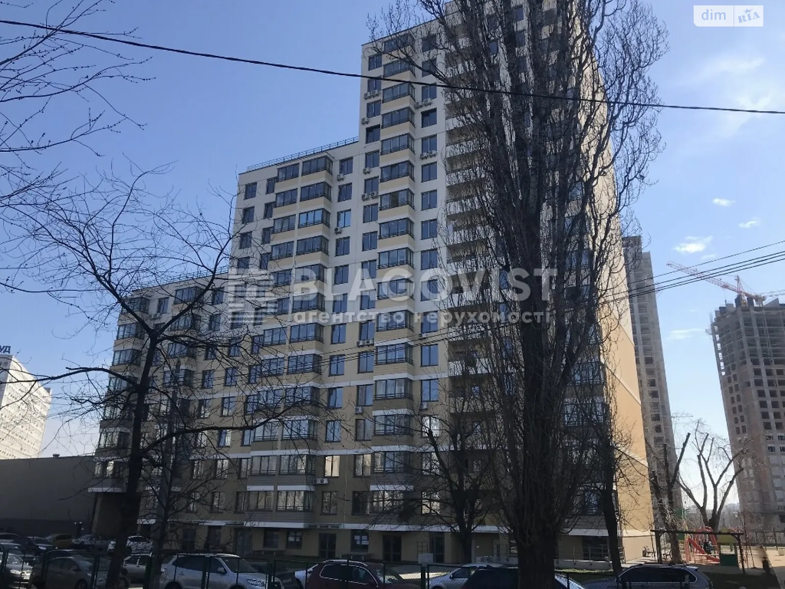 Продается 1-комнатная квартира 55.4 кв. м в Киеве, ул. Евгения Сверстюка, 1А