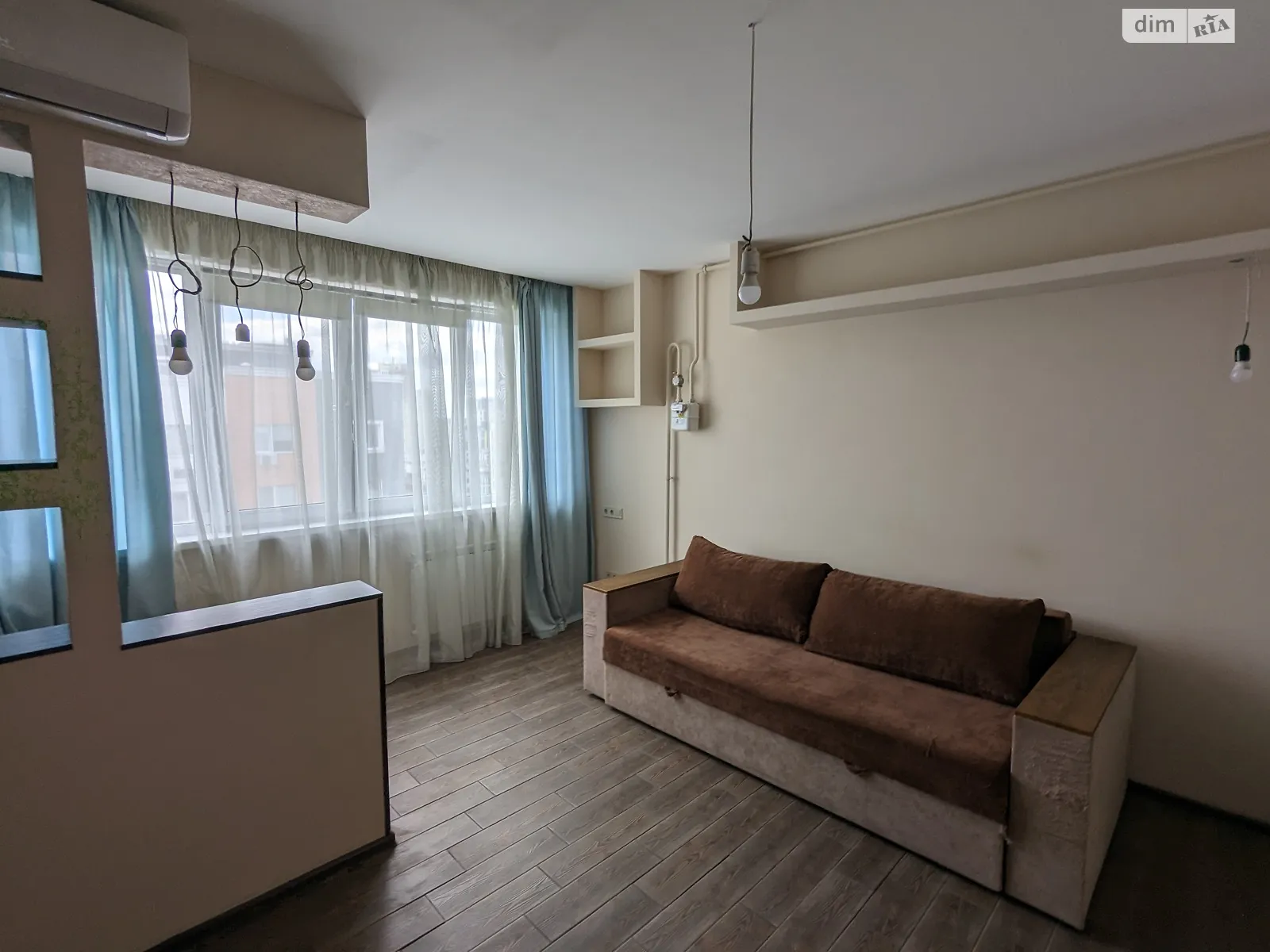 Продается 1-комнатная квартира 32.5 кв. м в Ирпене, ул. Николая Сингаевского(Новооскольская), 2Р - фото 1