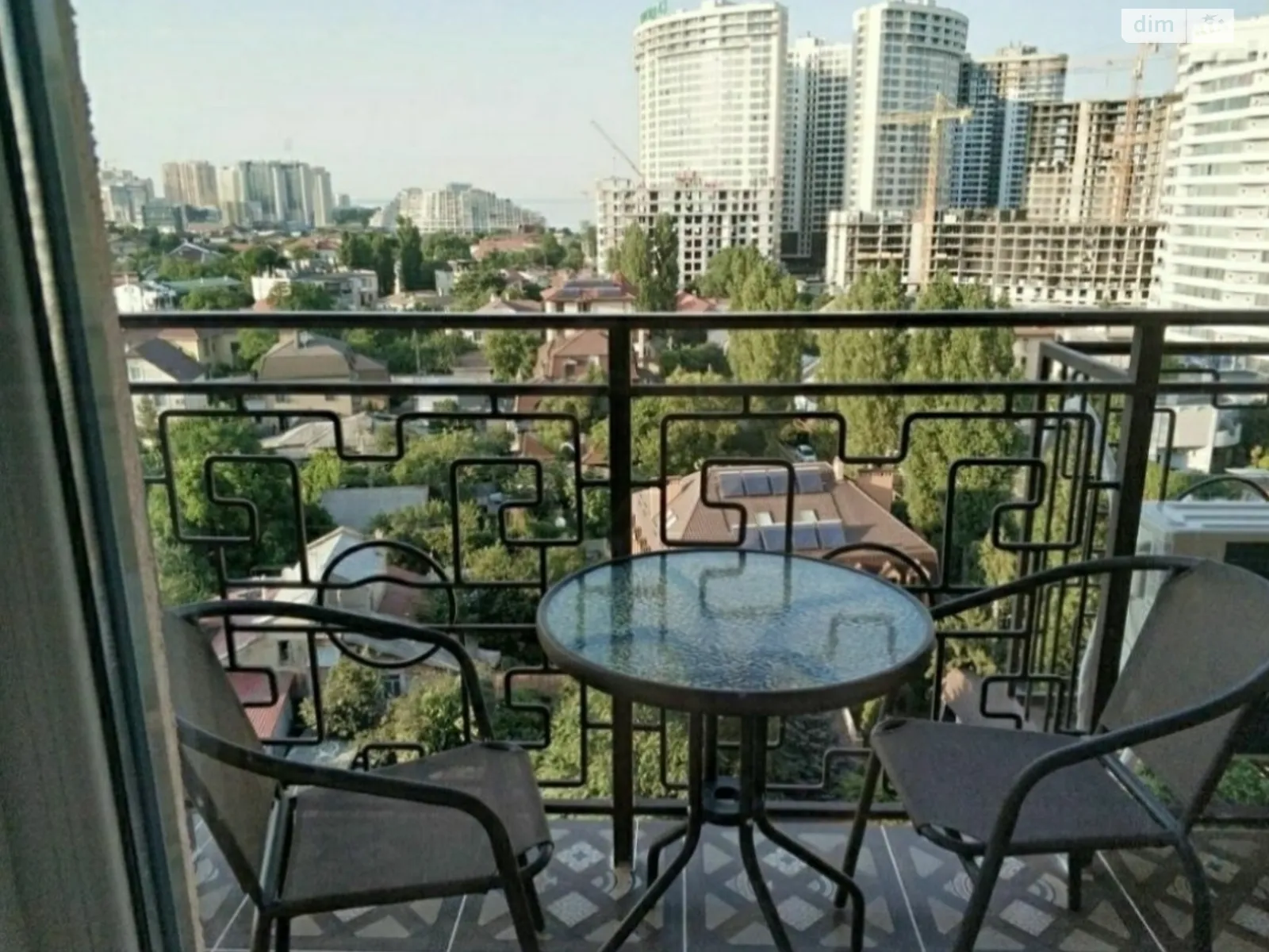 Продається 2-кімнатна квартира 46 кв. м у Одесі, вул. Літературна, 8 - фото 1