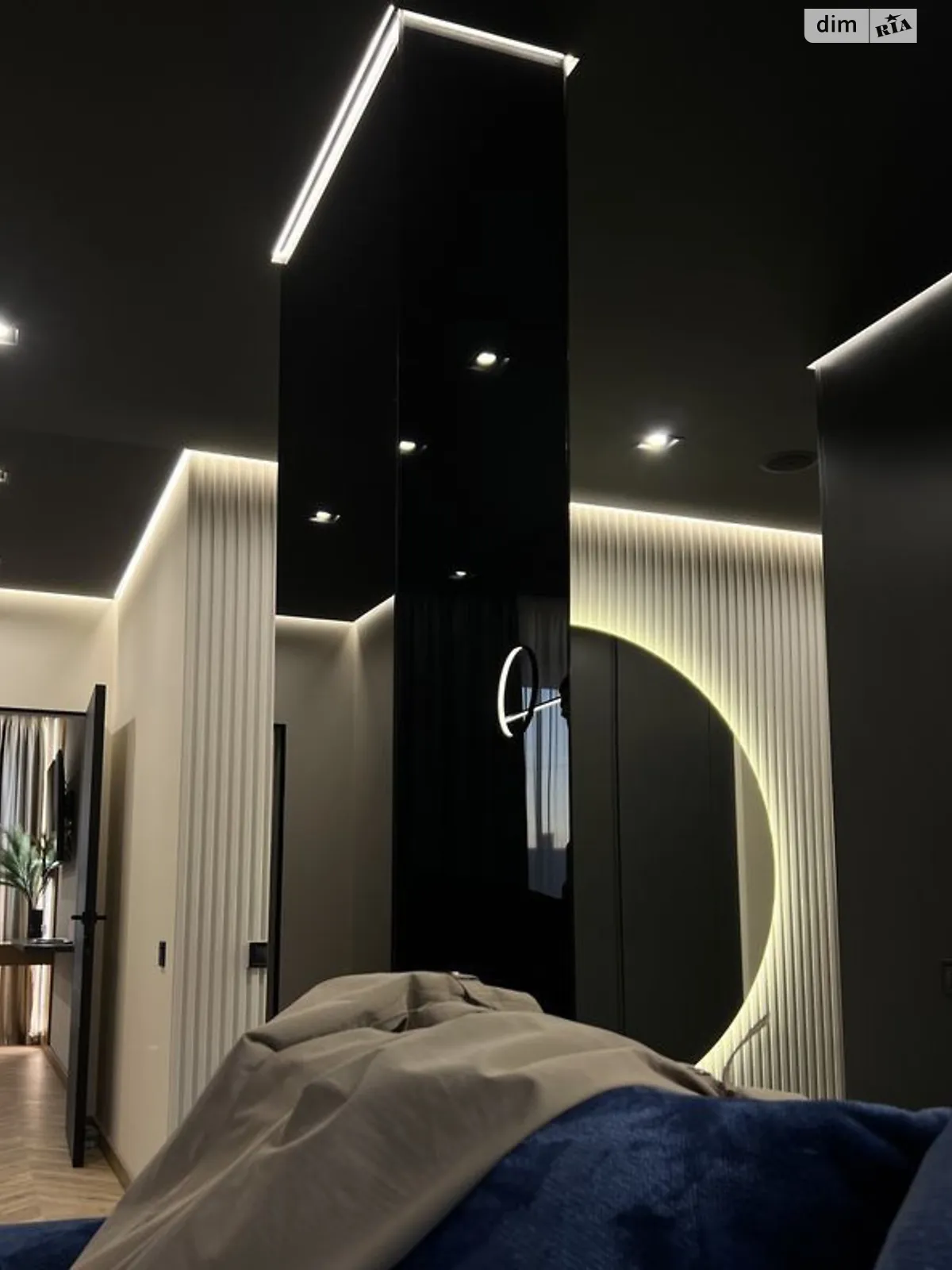 Сдается в аренду 1-комнатная квартира 52 кв. м в Львове, ул. Топольная - фото 1