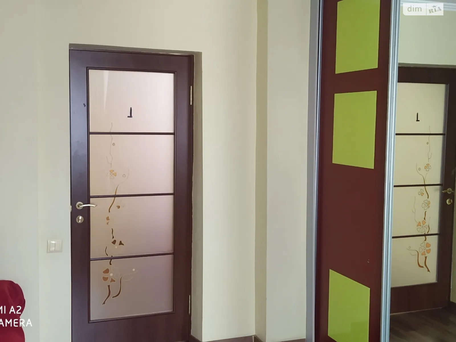 Продается 3-комнатная квартира 80.5 кв. м в Черновцах, ул. Гонты Ивана