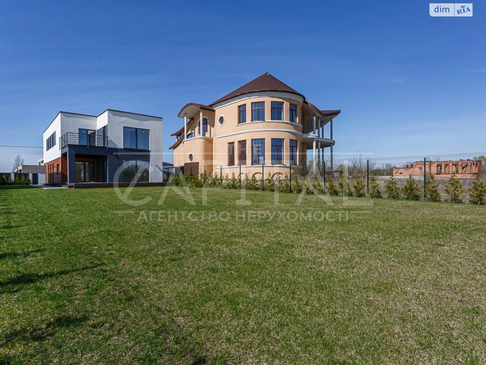 Продається будинок 2 поверховий 232 кв. м с басейном, цена: 305000 $ - фото 1