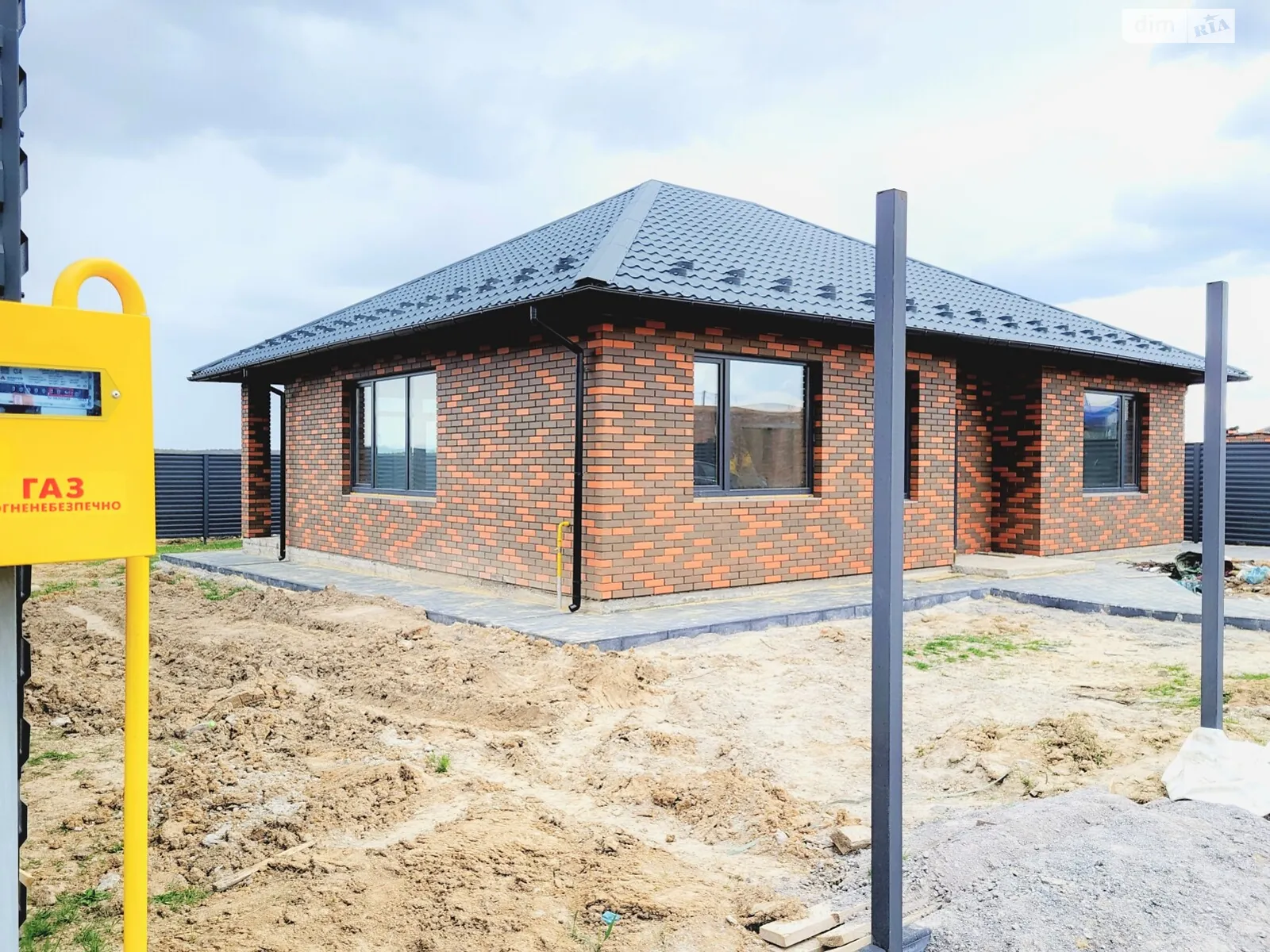 Продається одноповерховий будинок 105 кв. м з балконом, цена: 75000 $ - фото 1