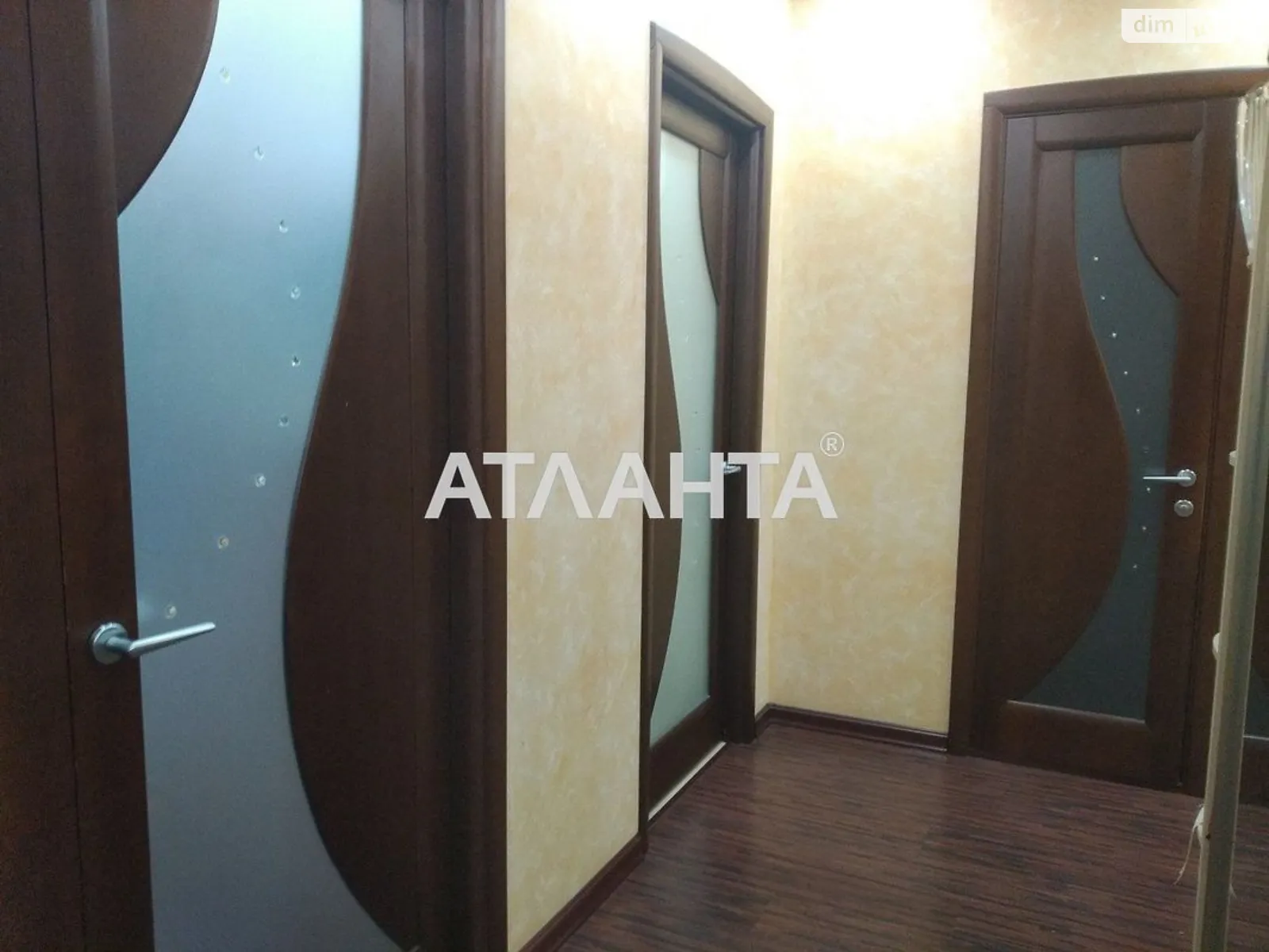 Продается 2-комнатная квартира 78 кв. м в Одессе, ул. Академика Сахарова, 36 - фото 1
