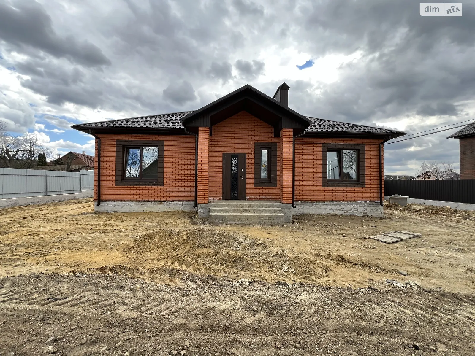 Продается одноэтажный дом 105 кв. м с балконом, цена: 90000 $ - фото 1
