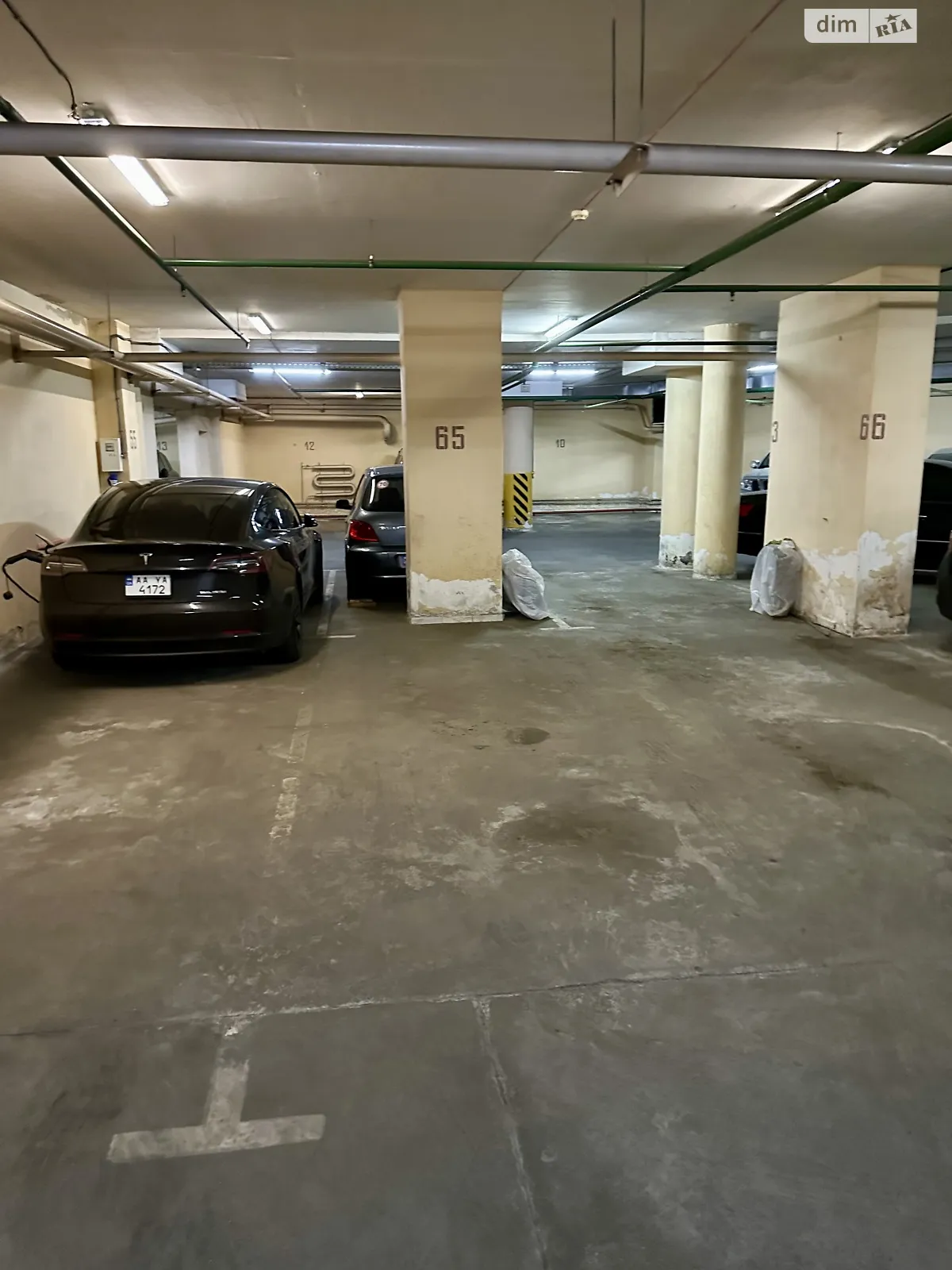 Продается подземный паркинг под легковое авто на 10 кв. м - фото 4
