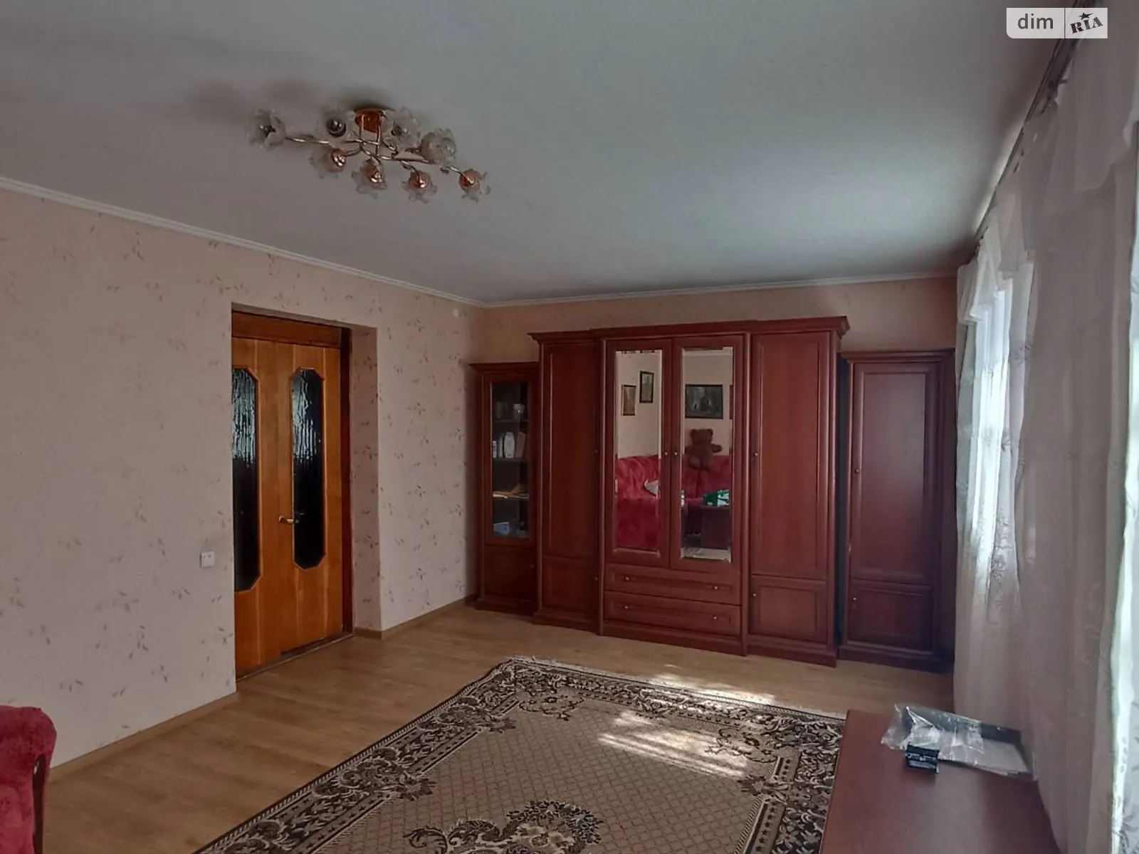 Продается часть дома 128 кв. м с камином, цена: 105000 $