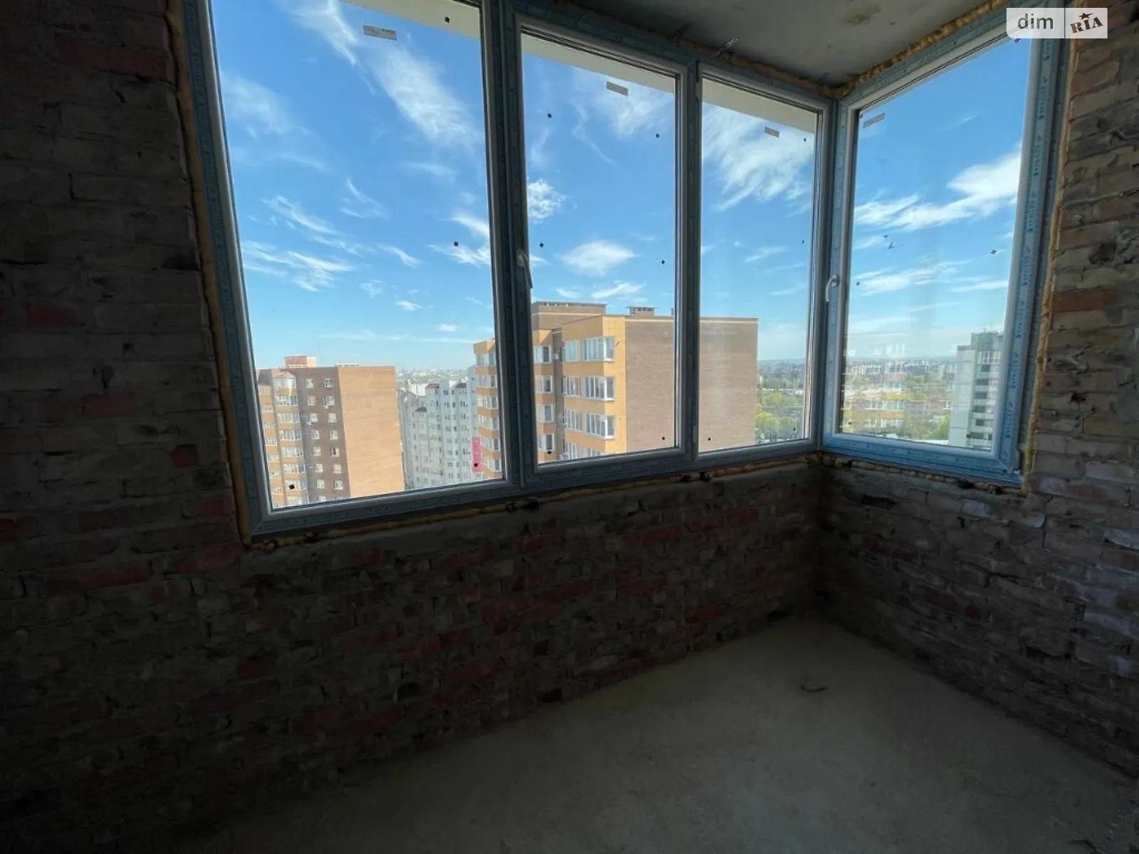 Продается 1-комнатная квартира 55.6 кв. м в Ровно, цена: 39500 $