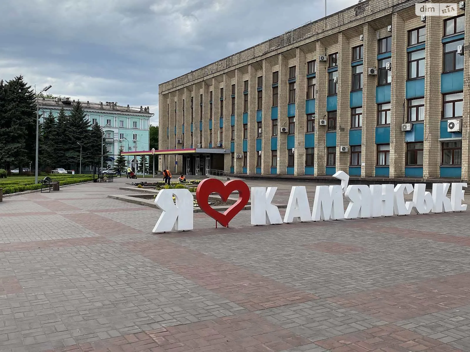 Продається об'єкт сфери послуг 197 кв. м в 4-поверховій будівлі, цена: 39400 грн