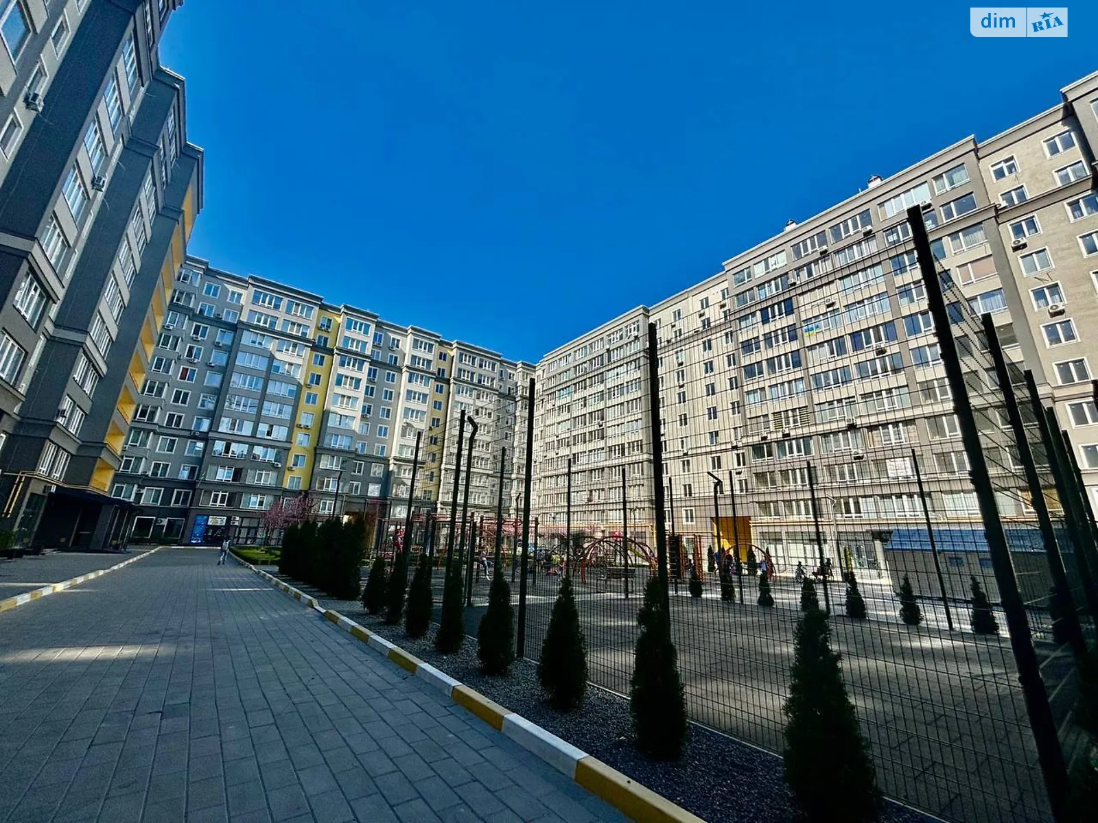 Продается 2-комнатная квартира 66 кв. м в Буче, вул. Ивана Кожедуба, 3Г - фото 1