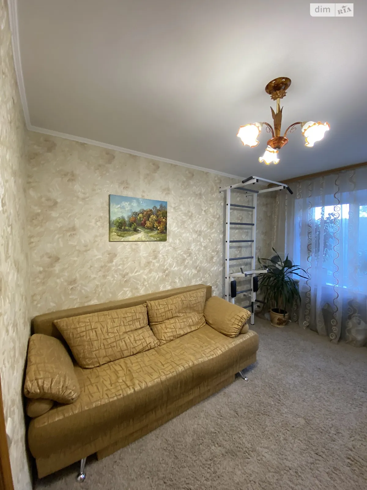 Продається 2-кімнатна квартира 41.8 кв. м у Вінниці, вул. Київська, 62