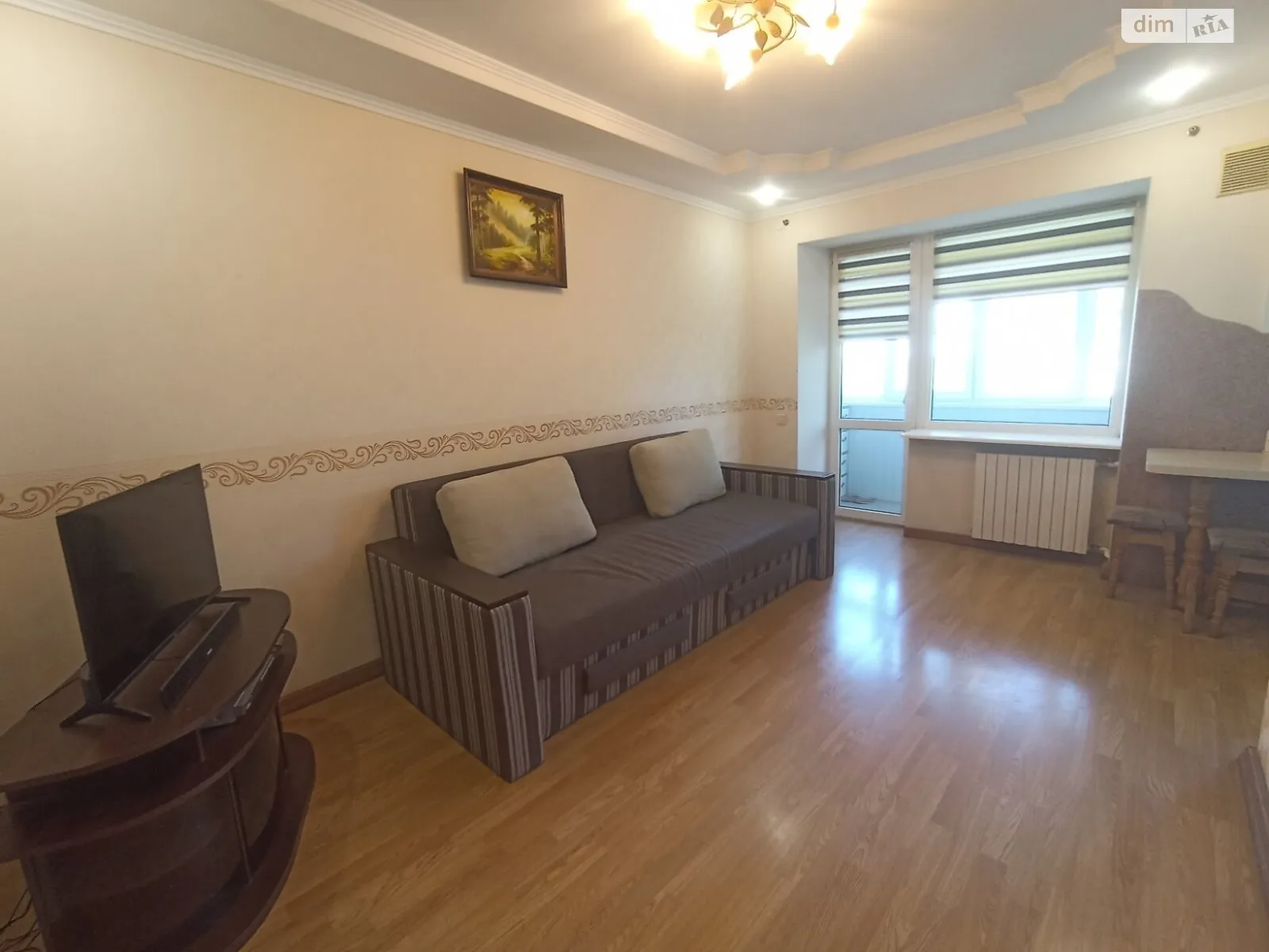 Продается 3-комнатная квартира 56 кв. м в Львове, ул. Пасечная