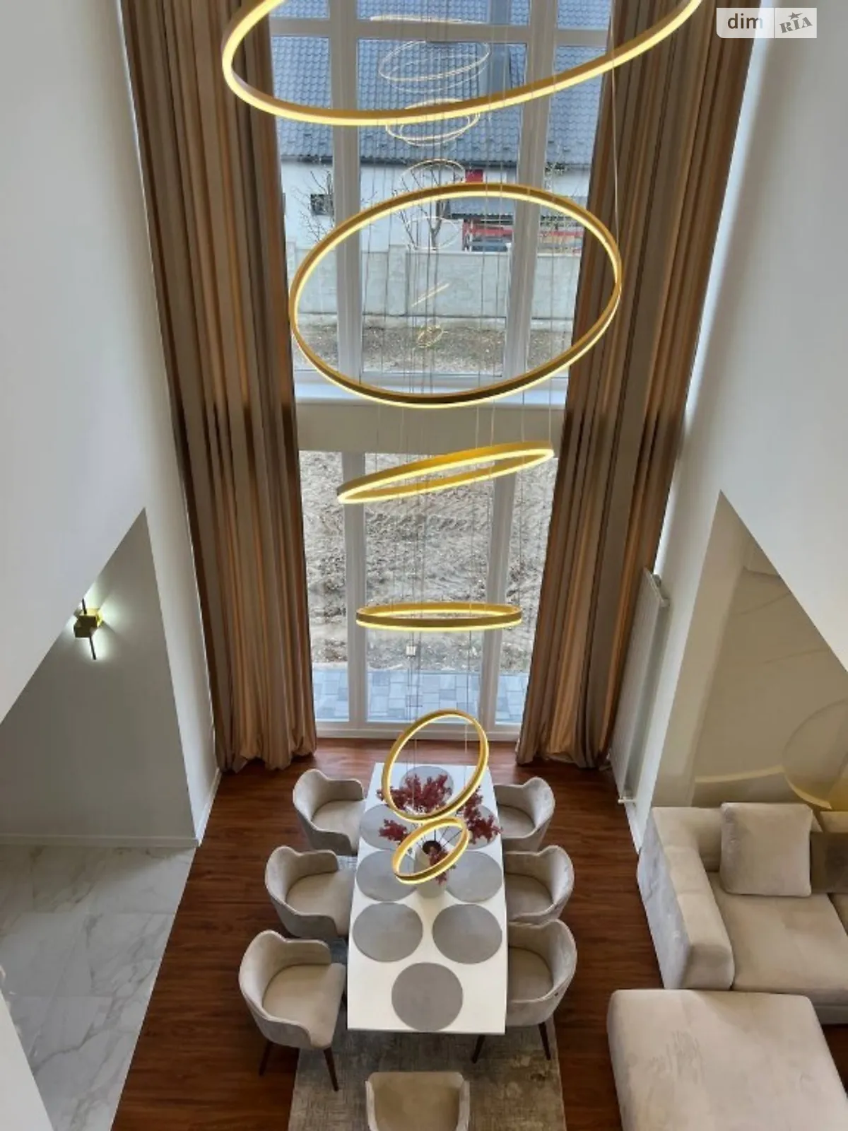 Продается дом на 2 этажа 200 кв. м с балконом - фото 3