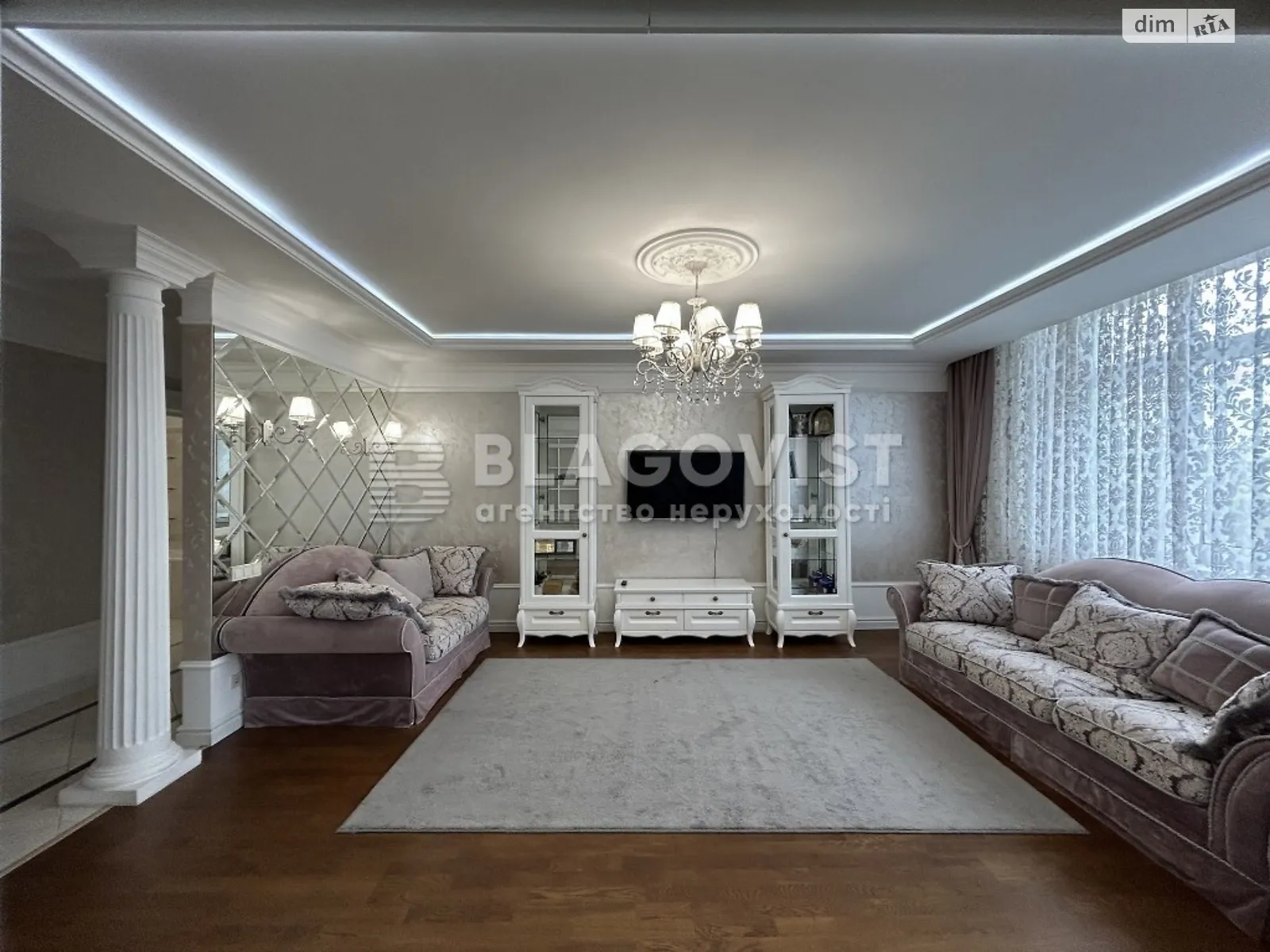 Продается 3-комнатная квартира 112 кв. м в Киеве, ул. Перемышльская(Краснопольская), 2Г