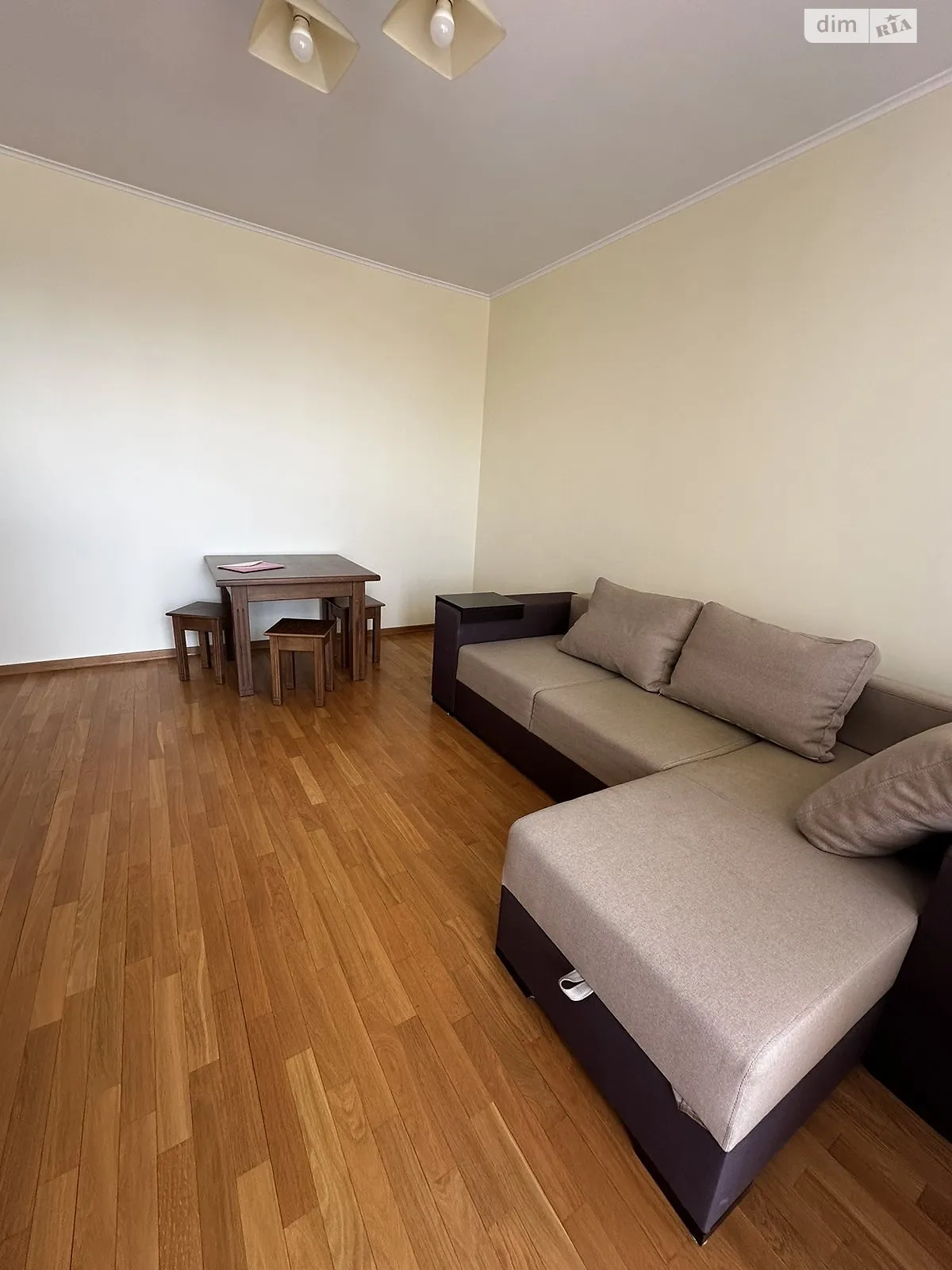 Продается 2-комнатная квартира 53 кв. м в Львове, цена: 77000 $