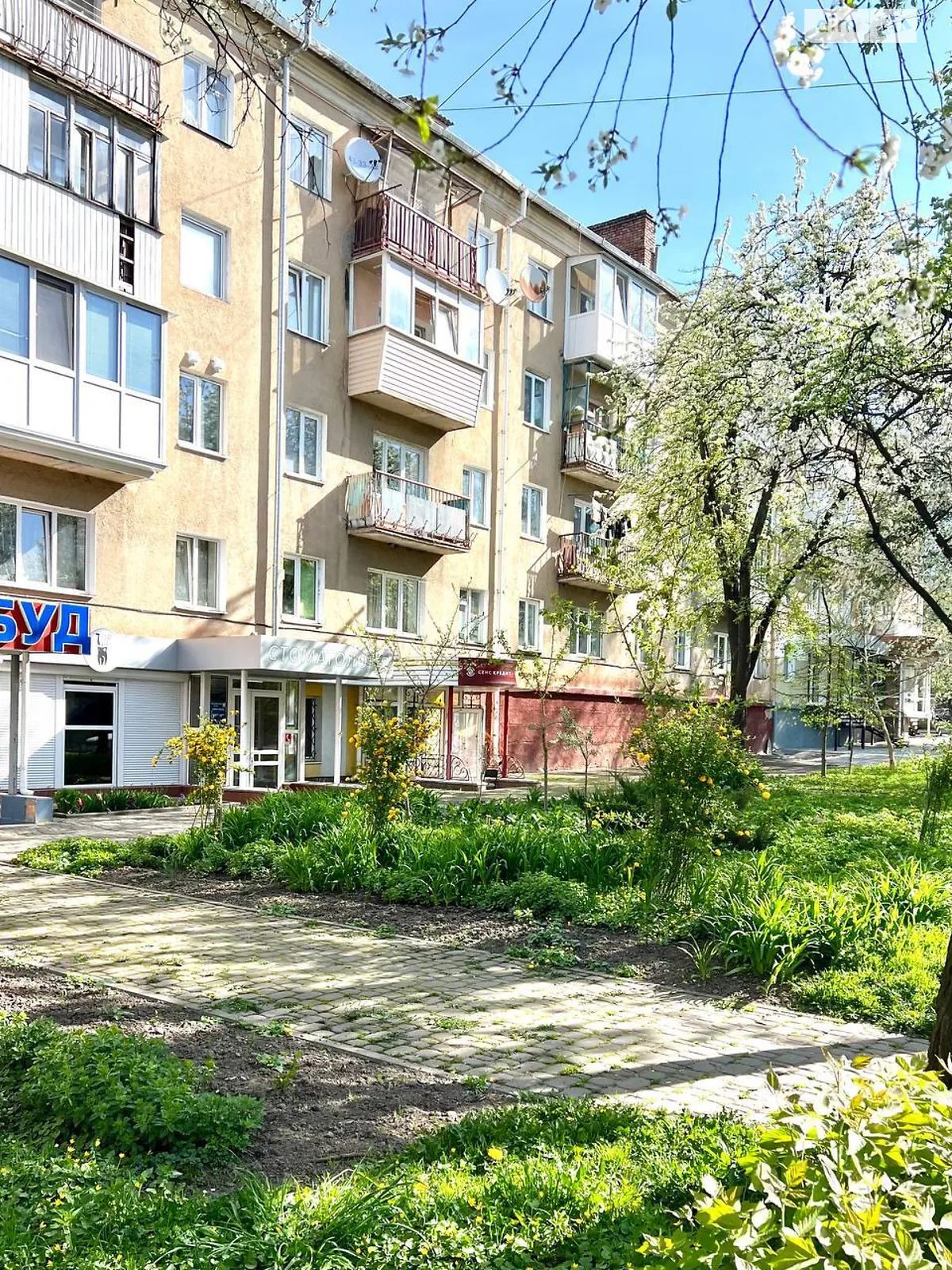 Продается 2-комнатная квартира 46 кв. м в Ровно, цена: 29000 $