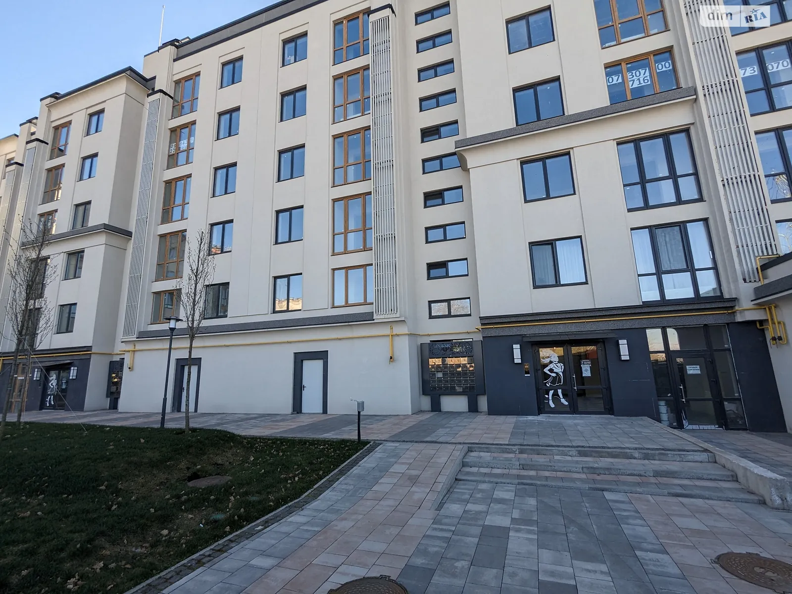 Продается 1-комнатная квартира 40.3 кв. м в Ирпене, ул. Николая Сингаевского(Новооскольская) - фото 1