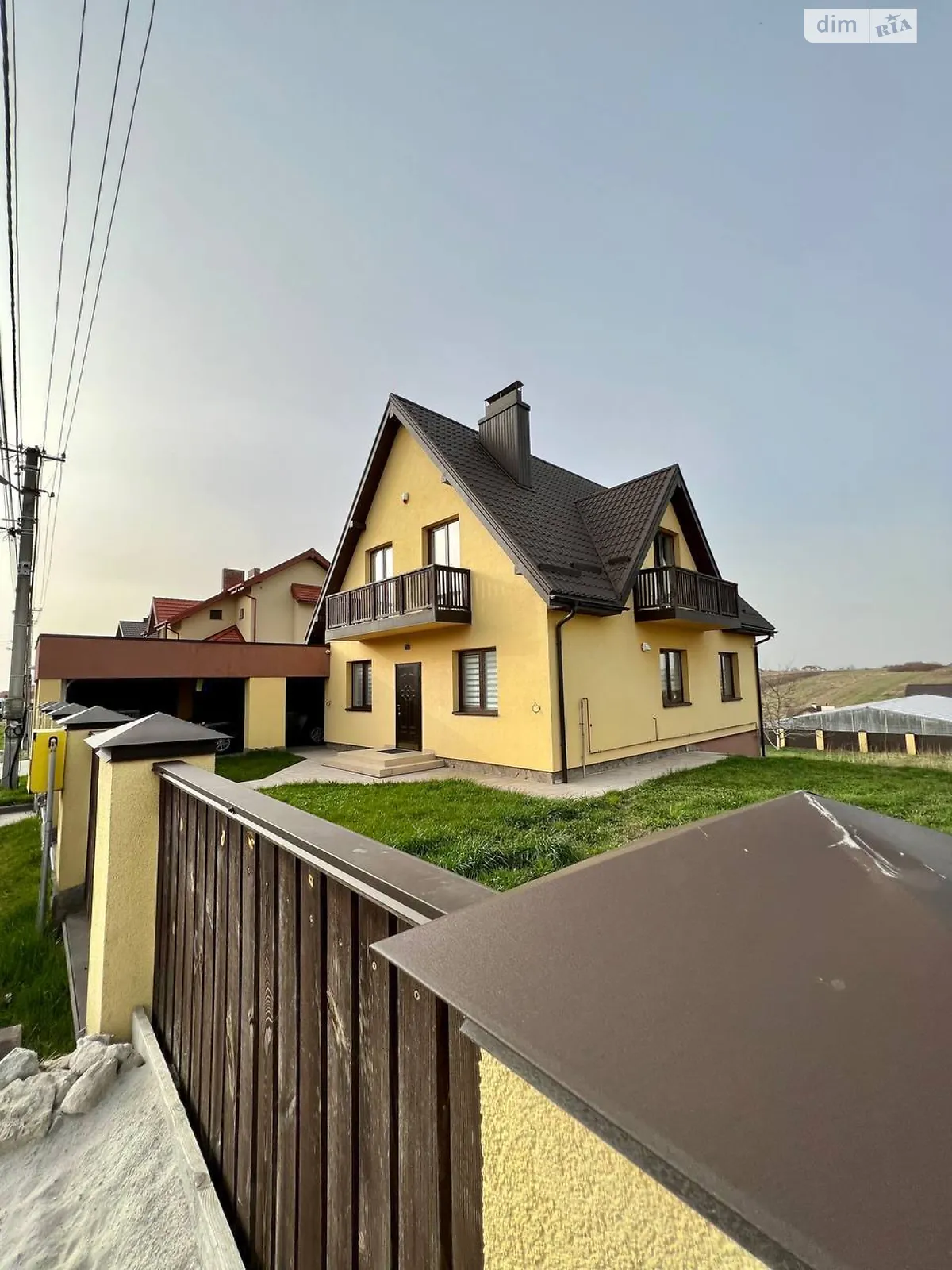 Продається будинок 2 поверховий 225 кв. м з каміном, цена: 395000 $ - фото 1