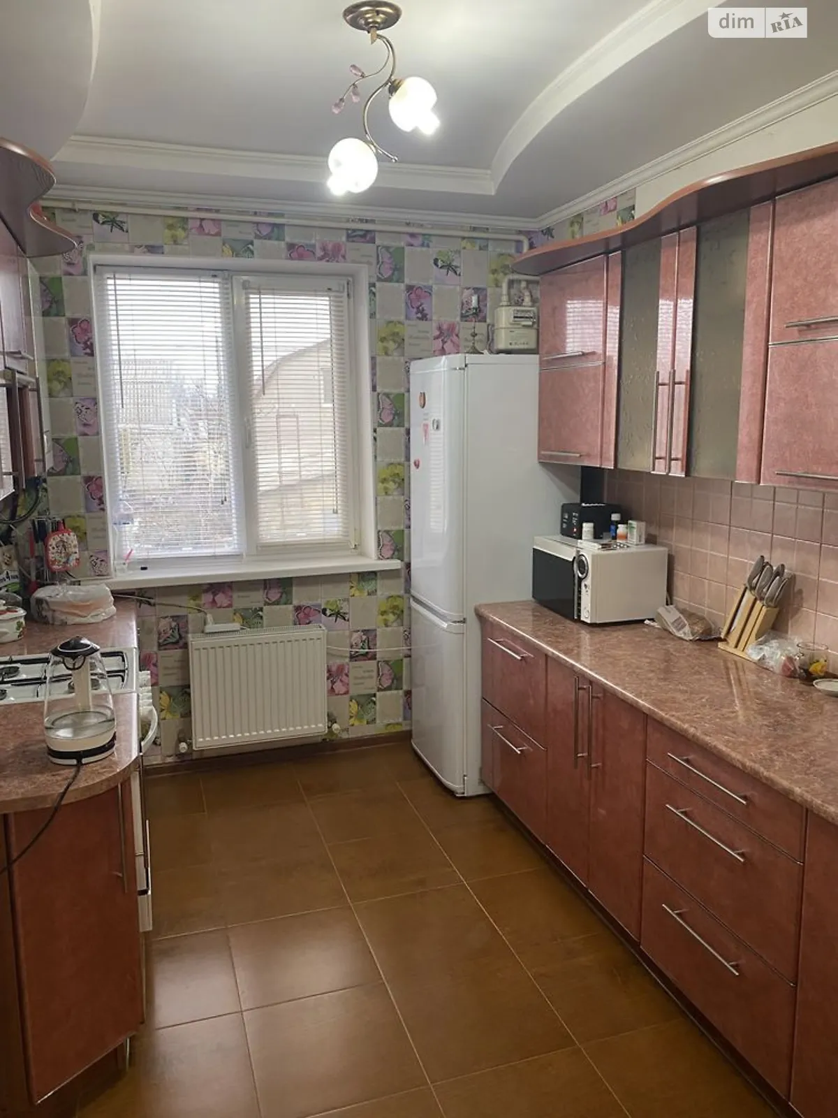 Продается 3-комнатная квартира 107 кв. м в Одессе, ул. Магистральная - фото 1