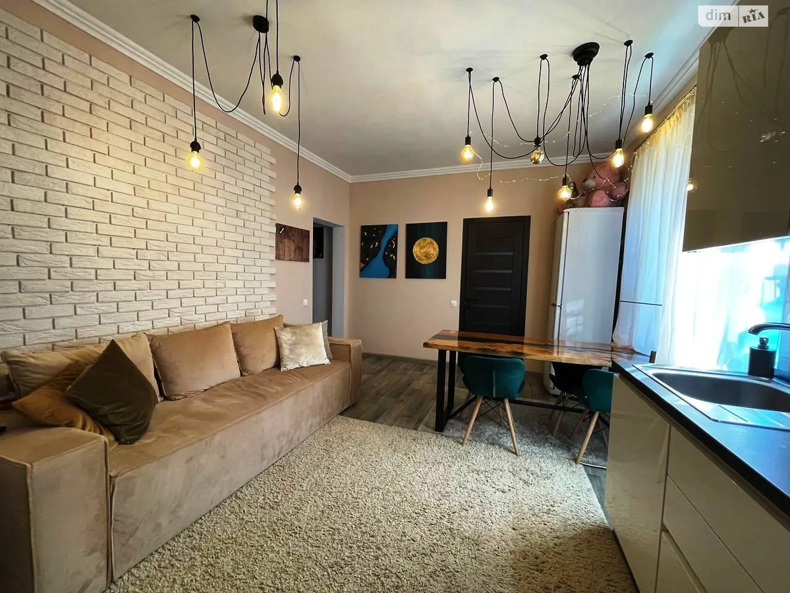 Продается 1-комнатная квартира 43 кв. м в Днепре, цена: 29000 $