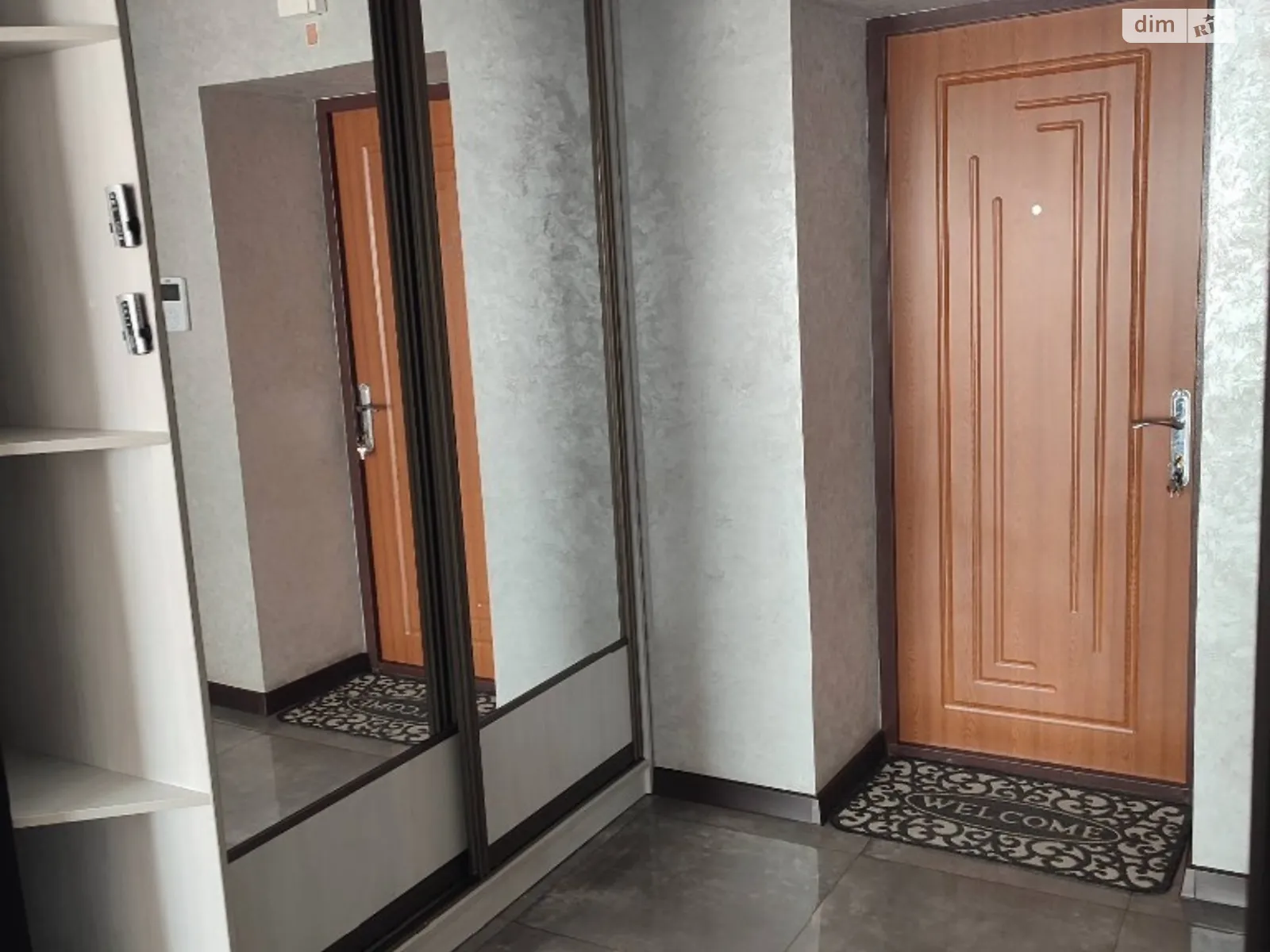 1-комнатная квартира 42 кв. м в Тернополе - фото 3