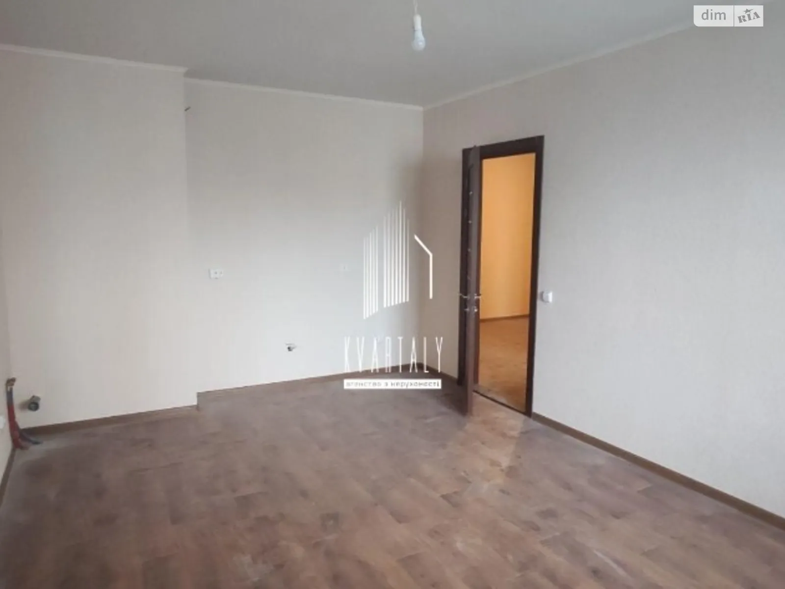 Продается 2-комнатная квартира 73 кв. м в Киеве, ул. Николая Винграновского, 2