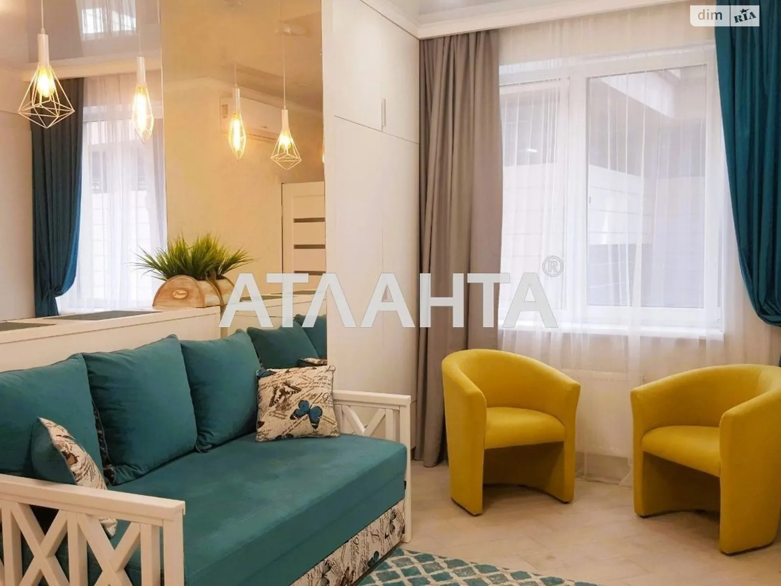 Продается 1-комнатная квартира 38 кв. м в Одессе, ул. Генуэзская, 3Б - фото 1