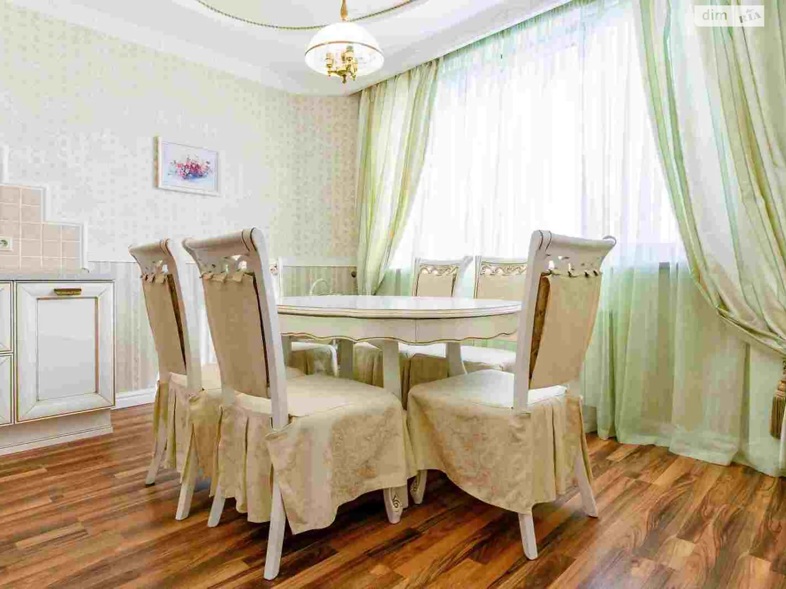 Продается 4-комнатная квартира 131 кв. м в Киеве, ул. Бориса Гмыри, 8Б - фото 1