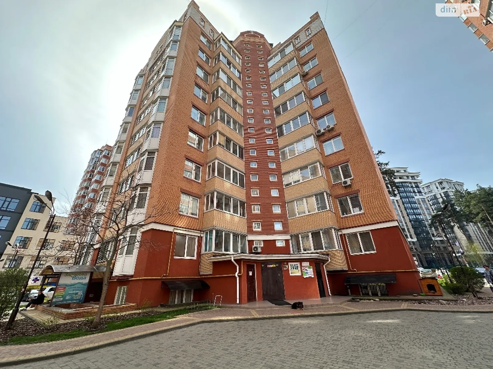 Продается 2-комнатная квартира 72 кв. м в Ирпене, ул. Университетская, 2/1 - фото 1