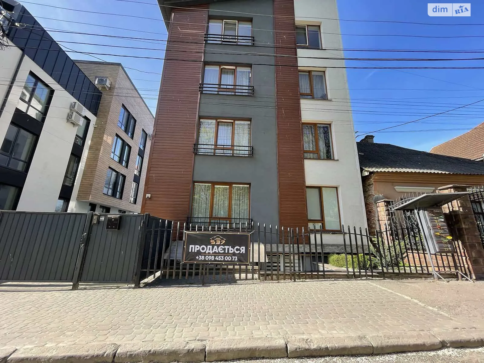 Продается офис 71.9 кв. м в бизнес-центре, цена: 25500 $ - фото 1