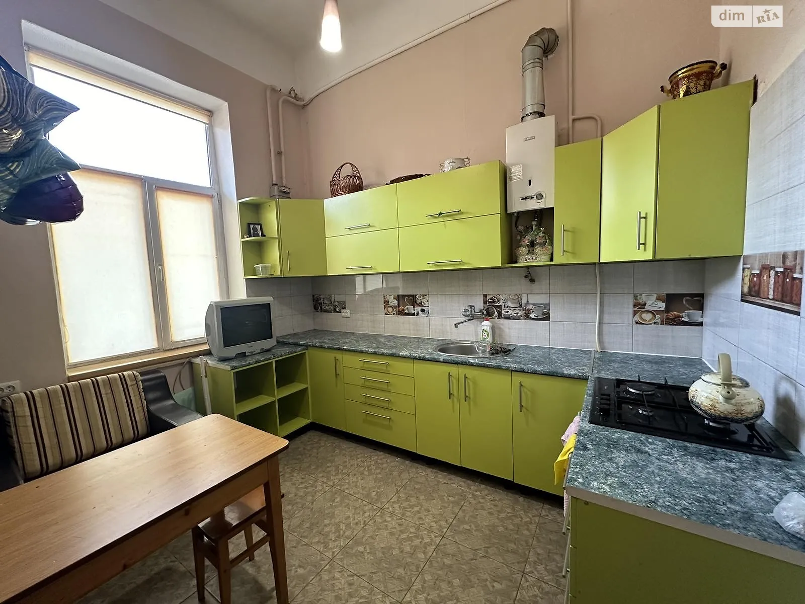 Продается 1-комнатная квартира 38 кв. м в Черновцах, цена: 36500 $ - фото 1