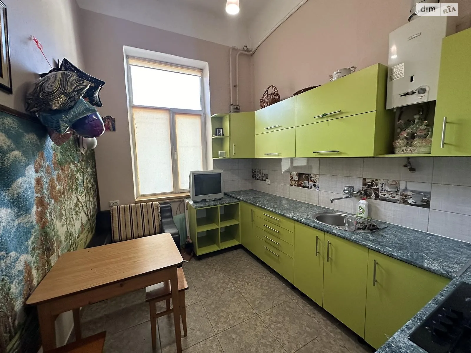 Продается 1-комнатная квартира 38 кв. м в Черновцах - фото 2