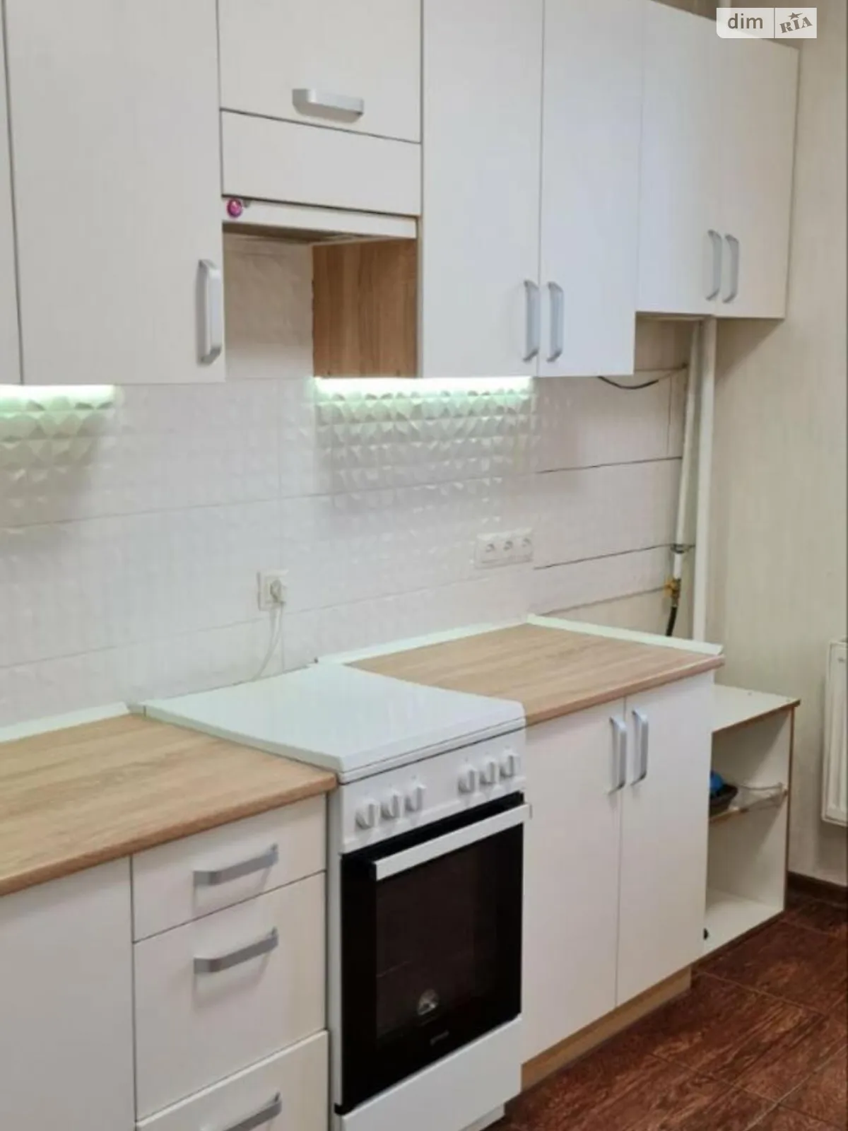 Продается 1-комнатная квартира 39 кв. м в Харькове, цена: 28500 $