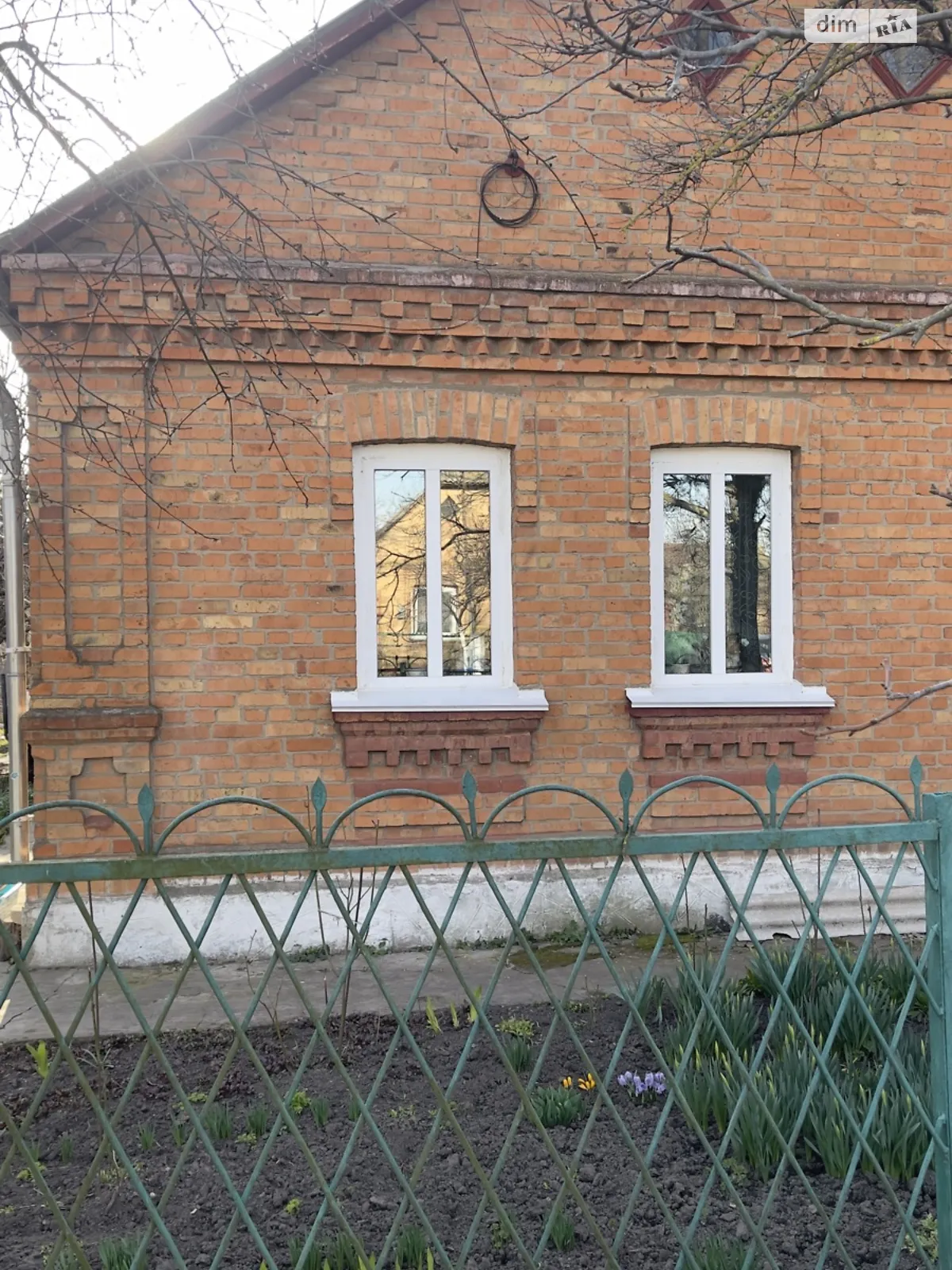 Продається одноповерховий будинок 123 кв. м з каміном, цена: 45000 $