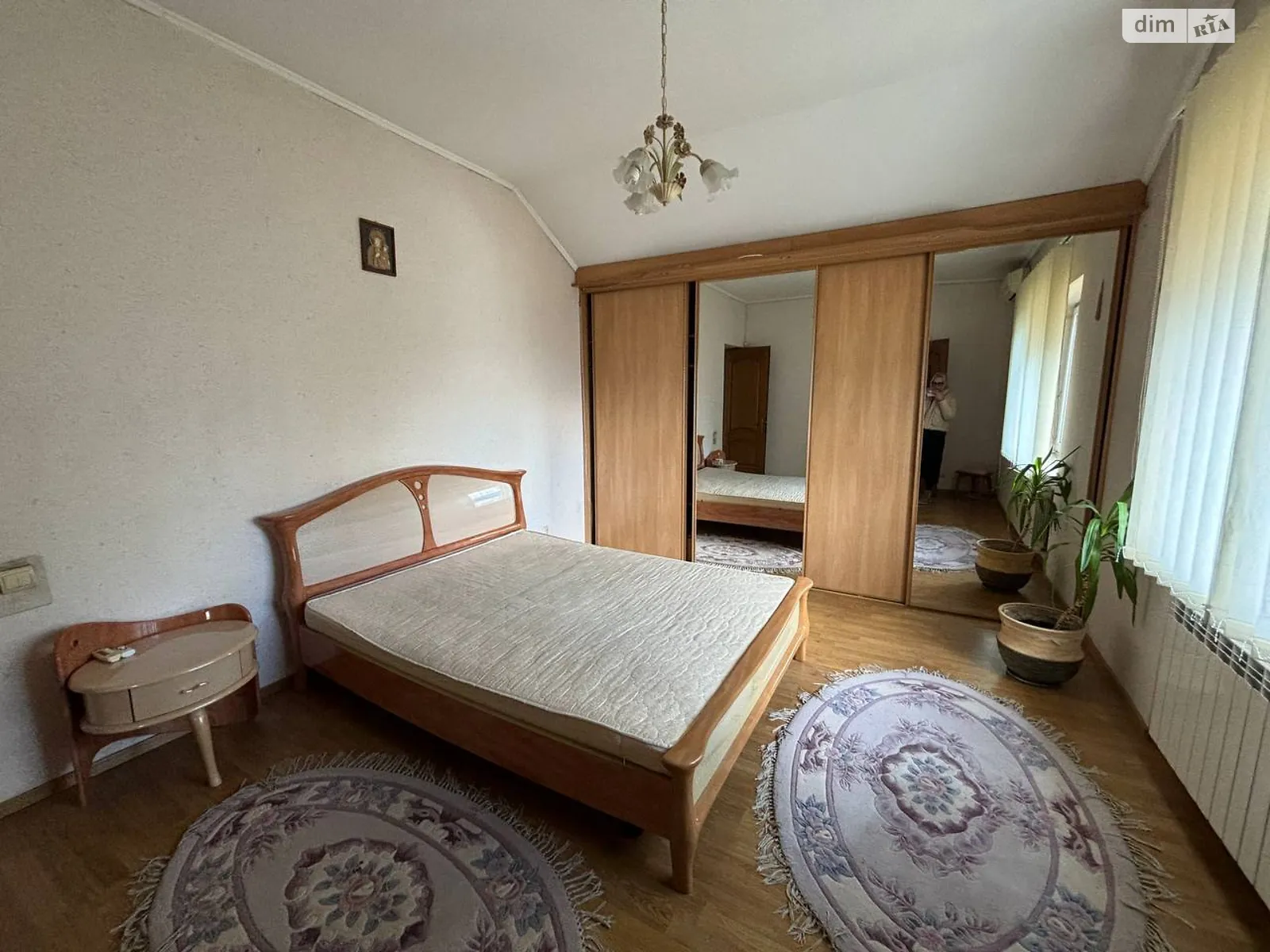 Сдается в аренду дом на 2 этажа 180 кв. м с подвалом, цена: 780 $