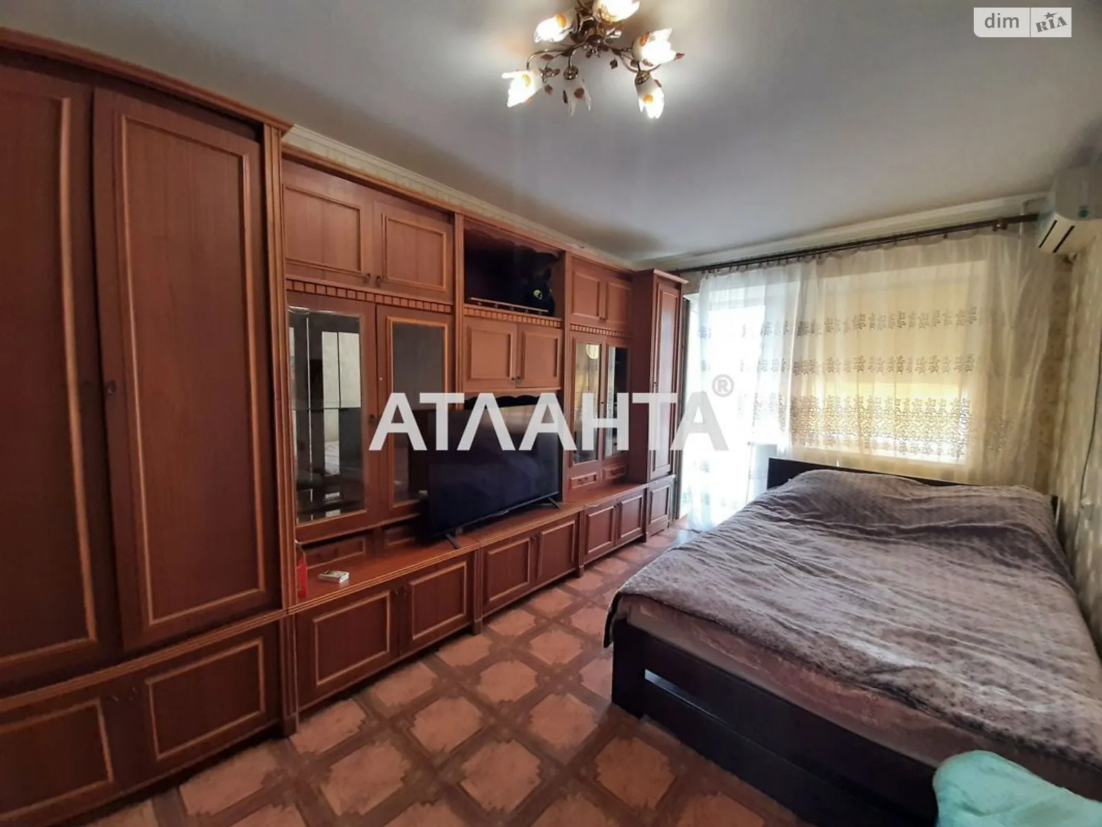 Продается 1-комнатная квартира 31.1 кв. м в Одессе, ул. Академика Филатова - фото 1